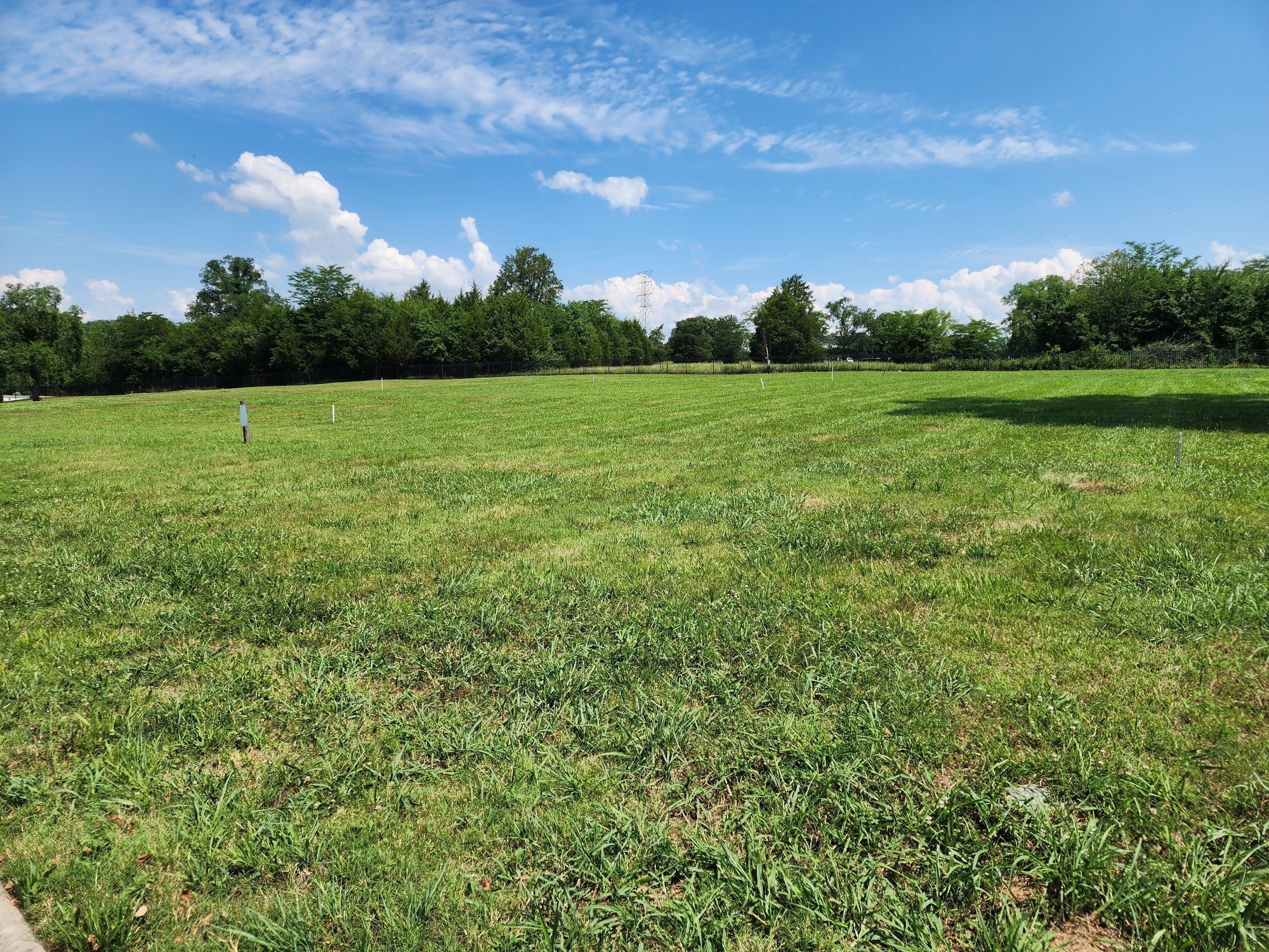813 Stonebrook Dr Property Photo 1