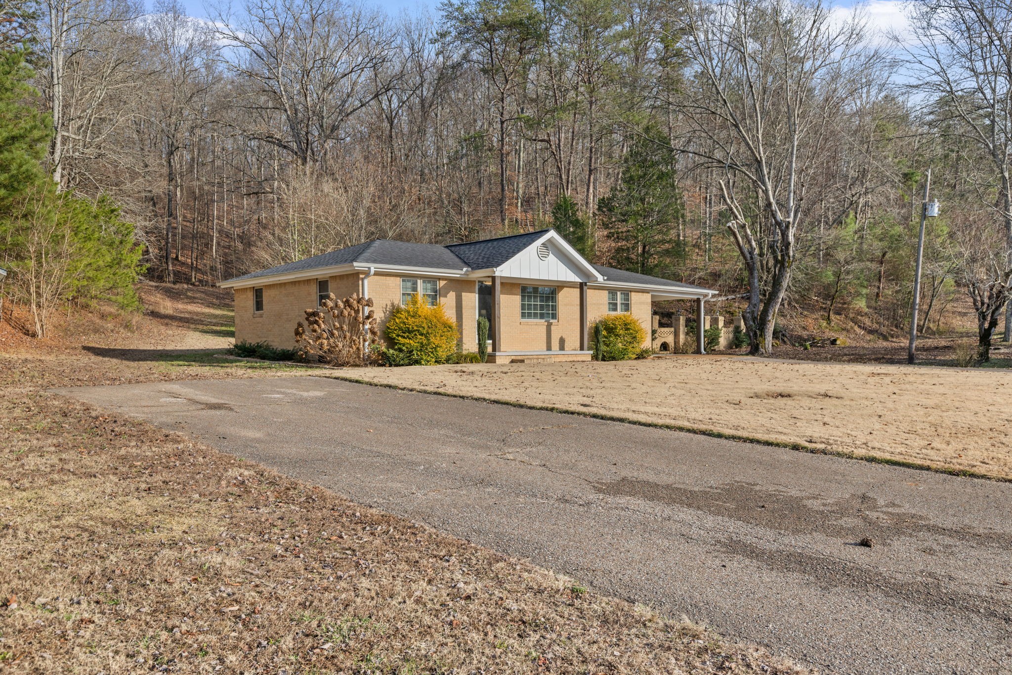 5685 County Rd 14 Property Photo 2