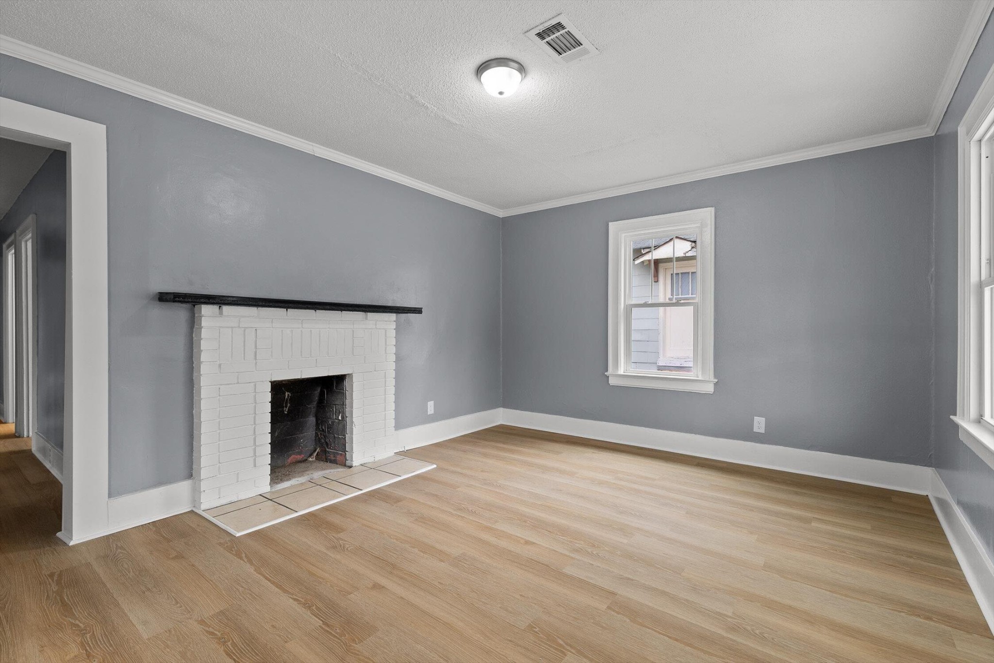 123 S Moore Road Property Photo 2