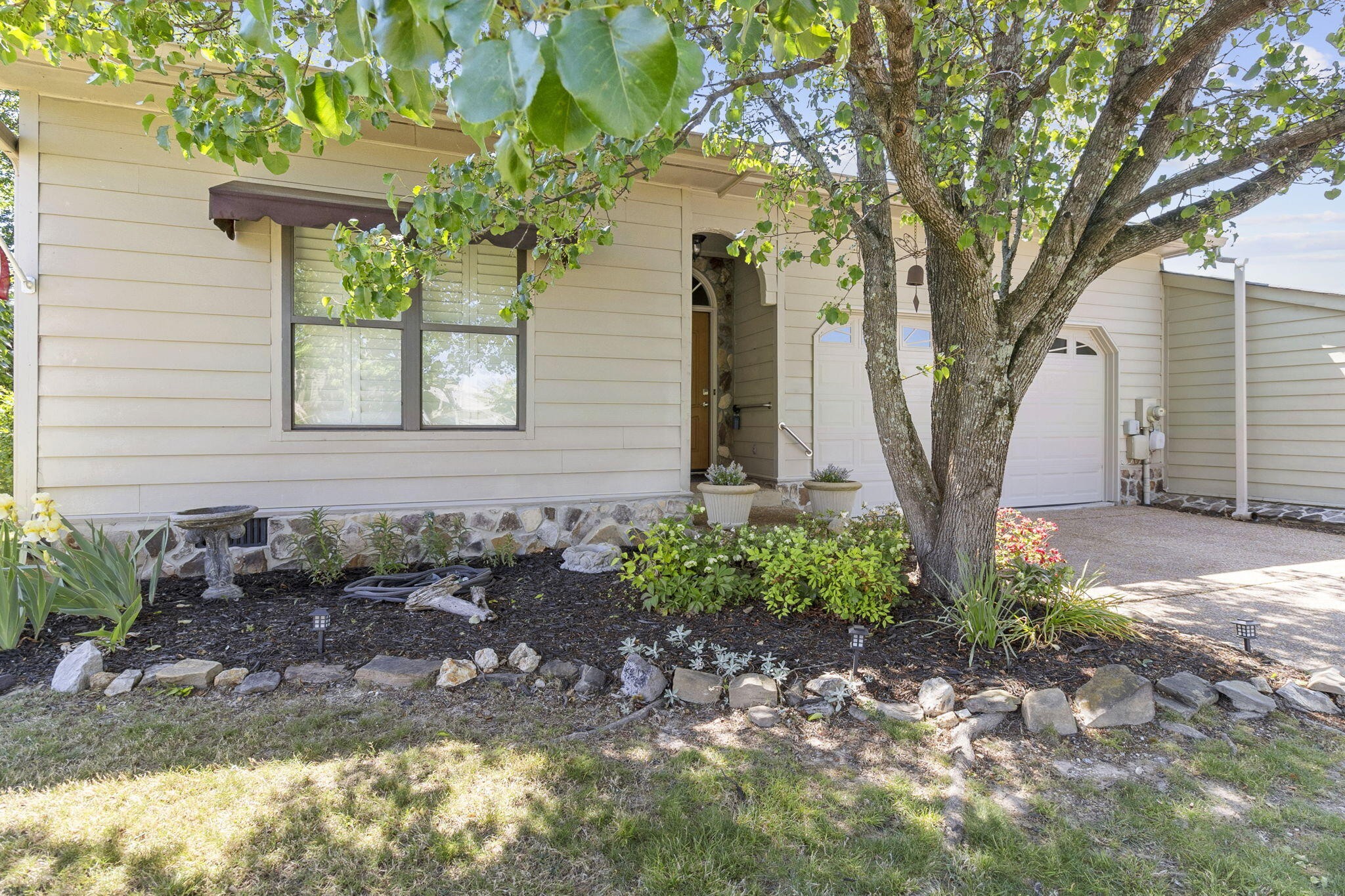 7001 Sawgrass Court Property Photo 1