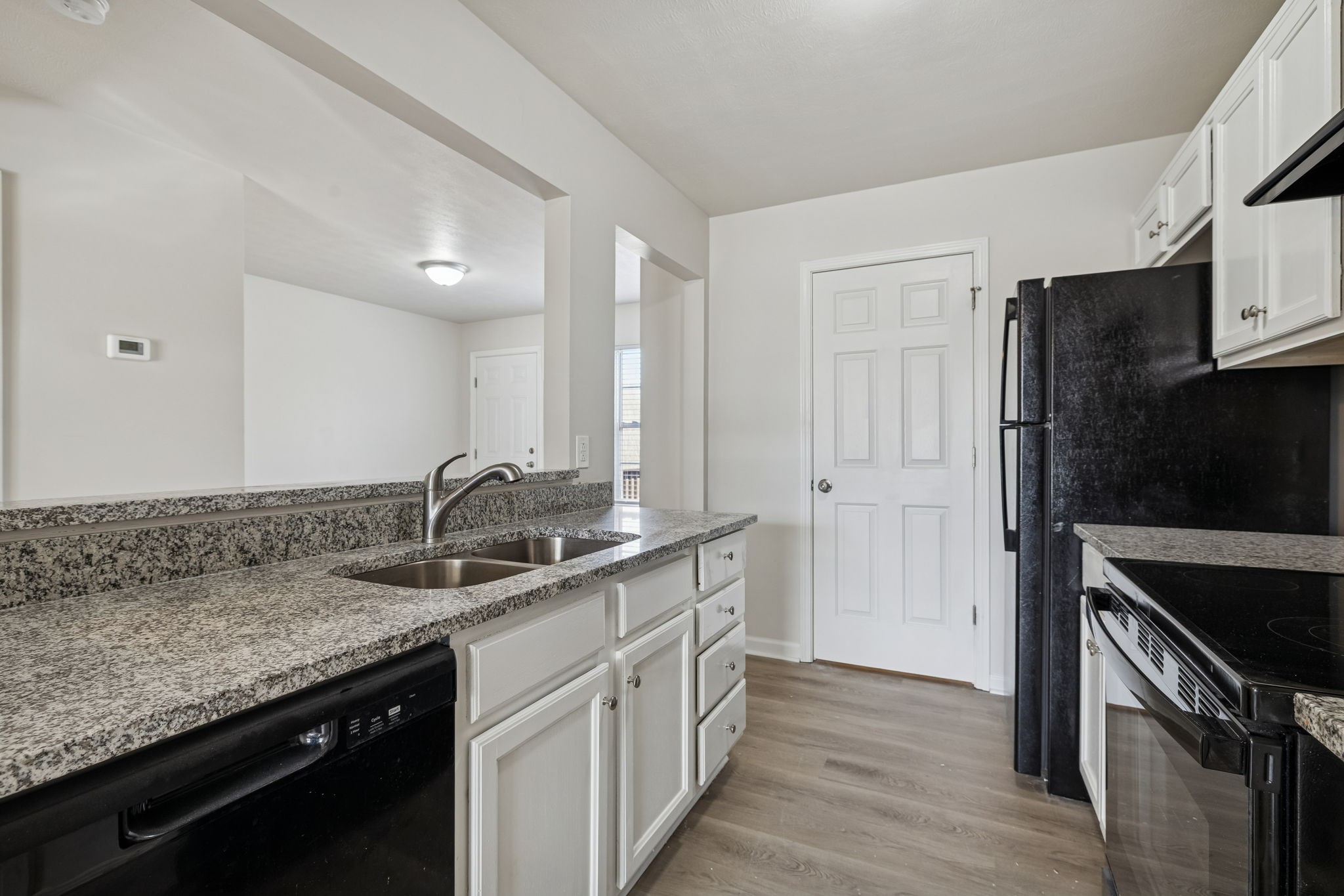 2607 Landrum Ct Property Photo 15