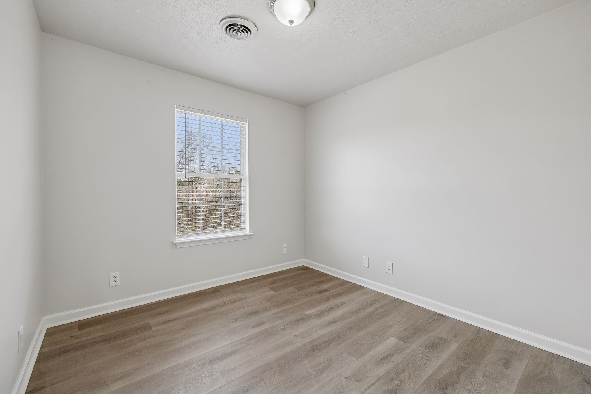 2607 Landrum Ct Property Photo 21