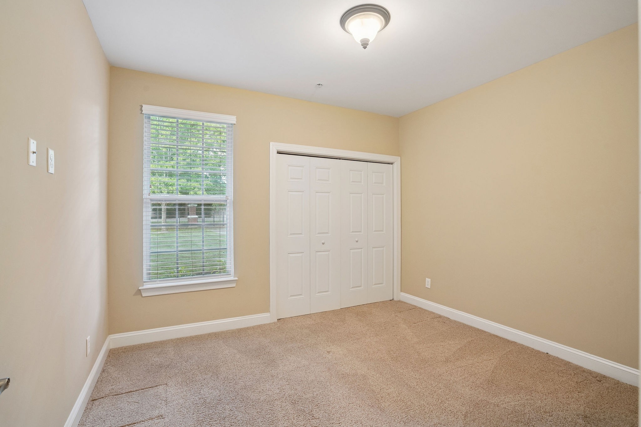 3201 Aspen Grove Dr Property Photo 14
