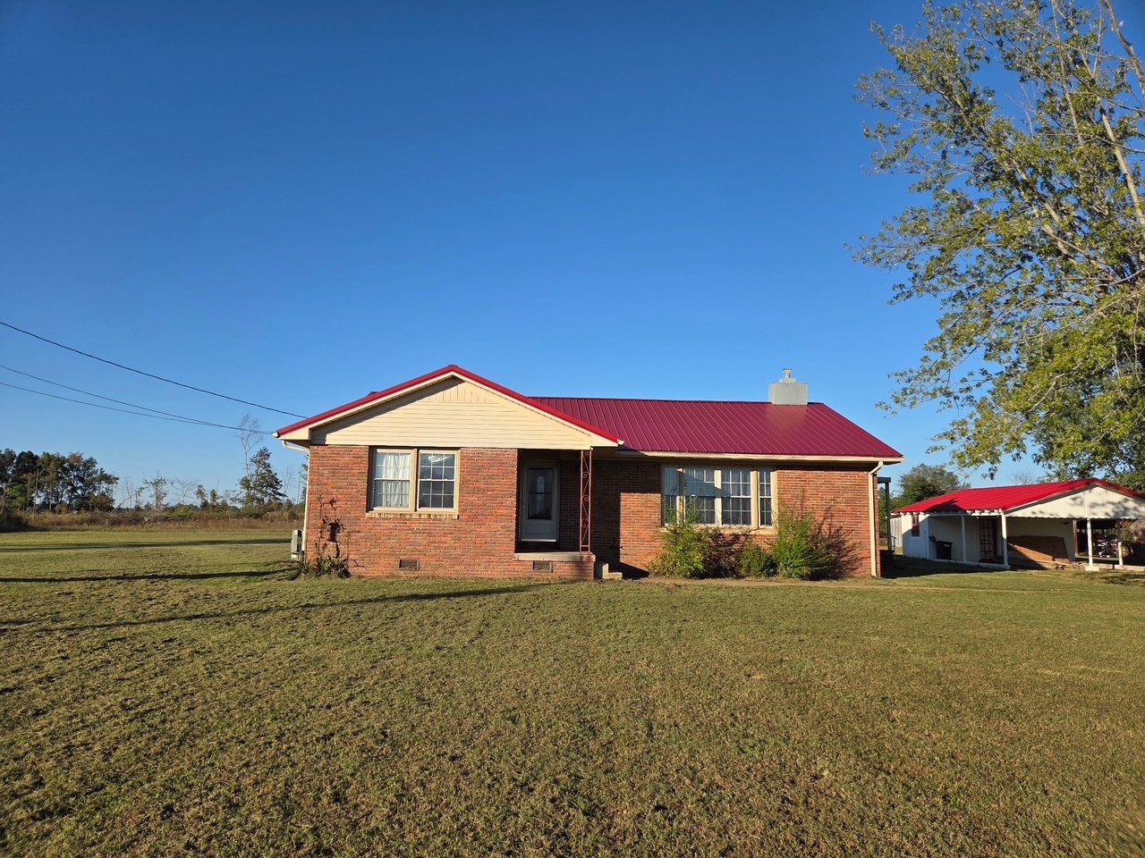 126 Dunn Rd Property Photo 1