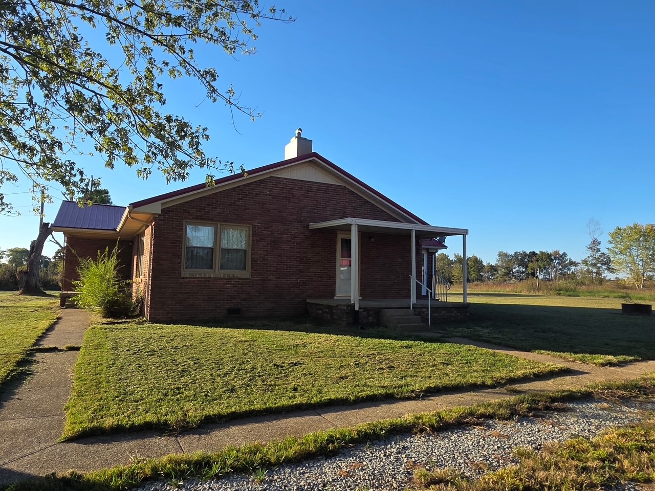 126 Dunn Rd Property Photo 4