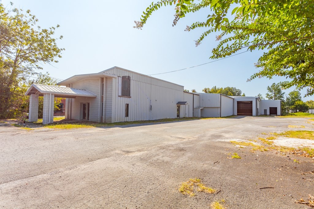 447 Virgil Dr Property Photo 10