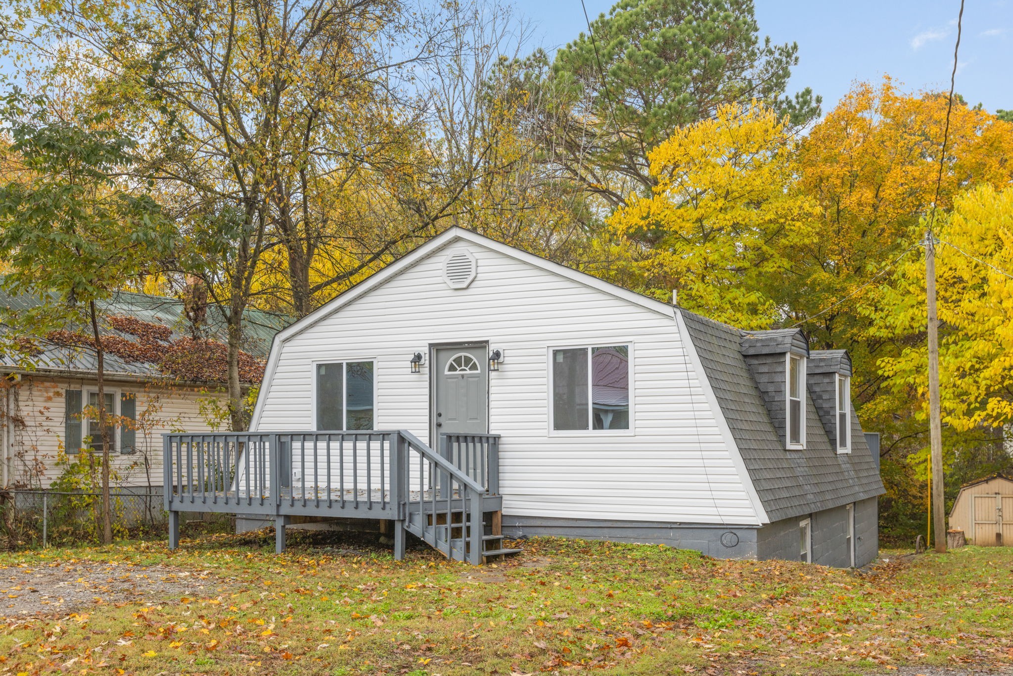 415 Durrett St Property Photo 1