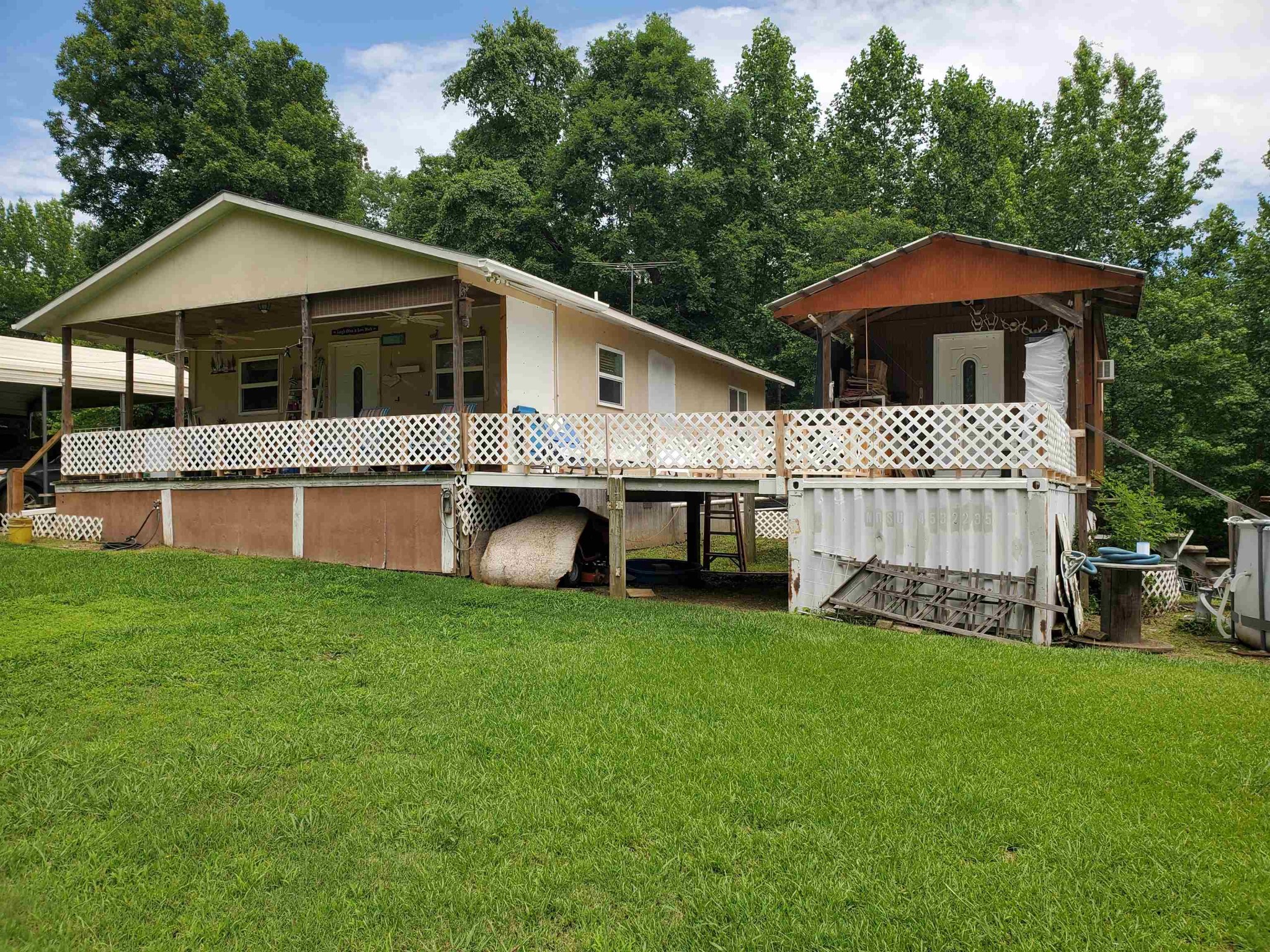 2040 Liberty Rd Property Photo 1