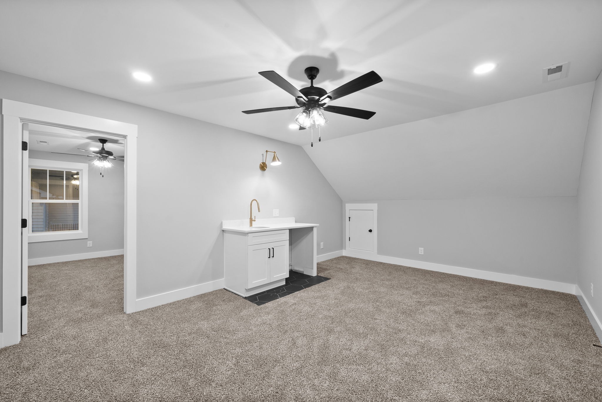 311 Riverview Dr Property Photo 29