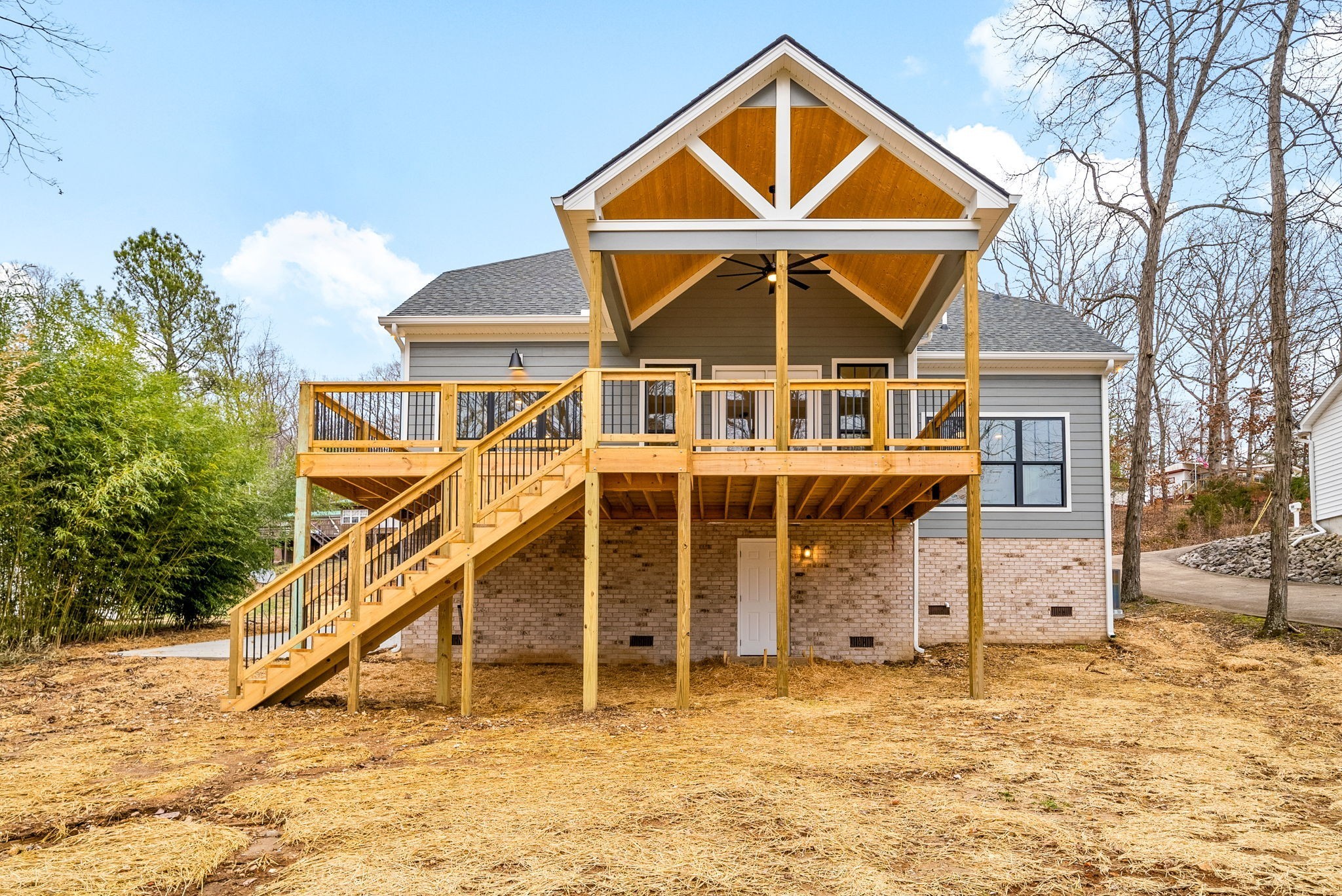 311 Riverview Dr Property Photo 40