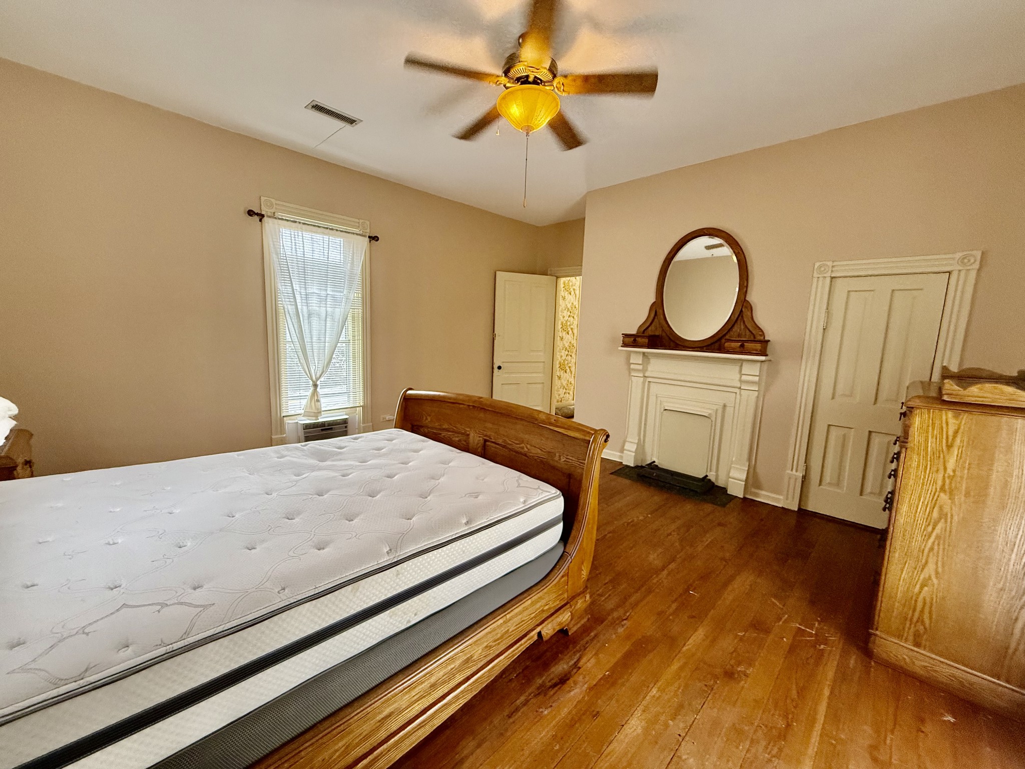 963 Liberty Pike Property Photo 17