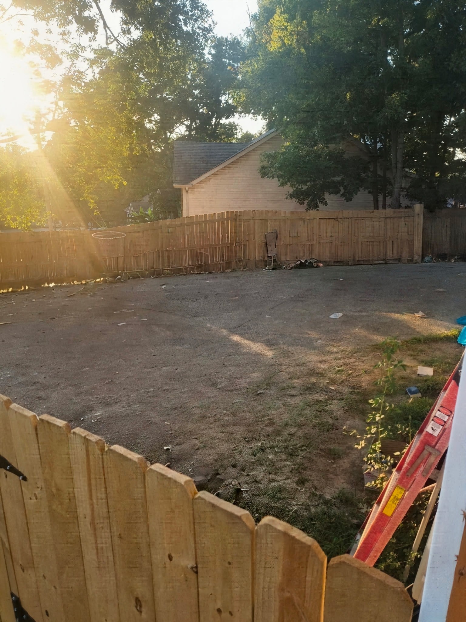 700 Luann Ct Property Photo 5