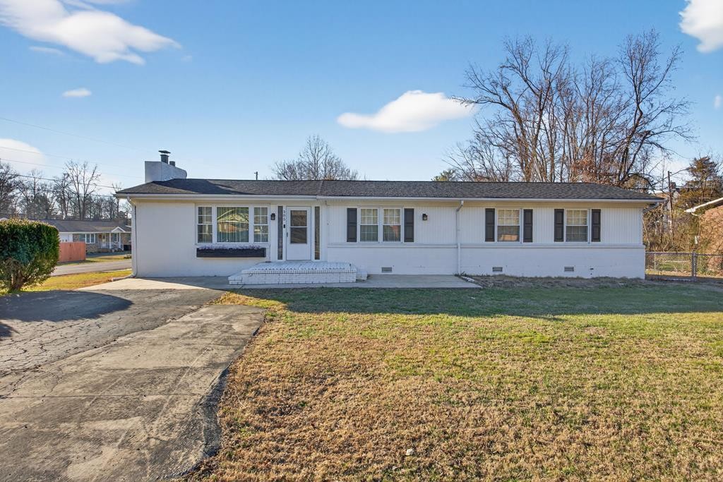 385 Campbell Dr