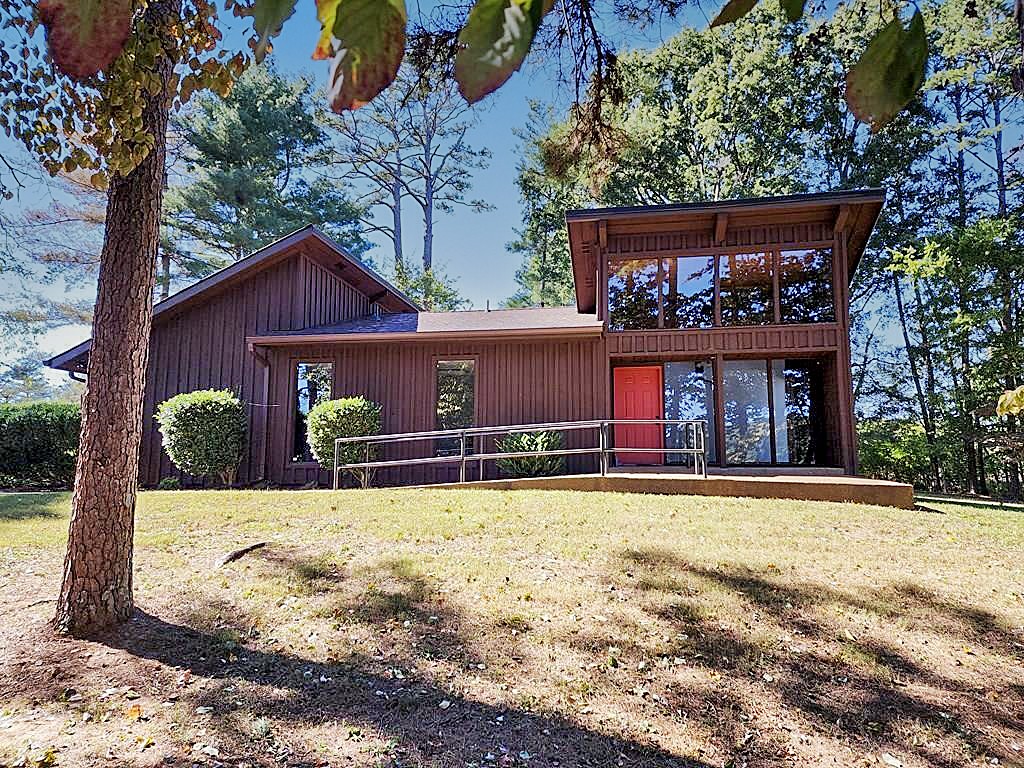 395 River Rd Property Photo 1