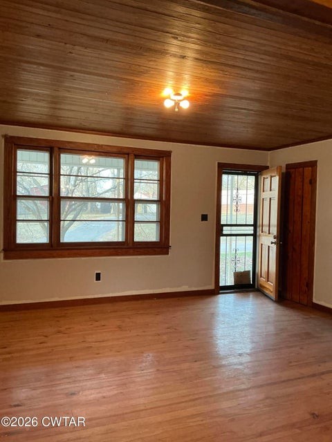 84 Carter St Property Photo 4