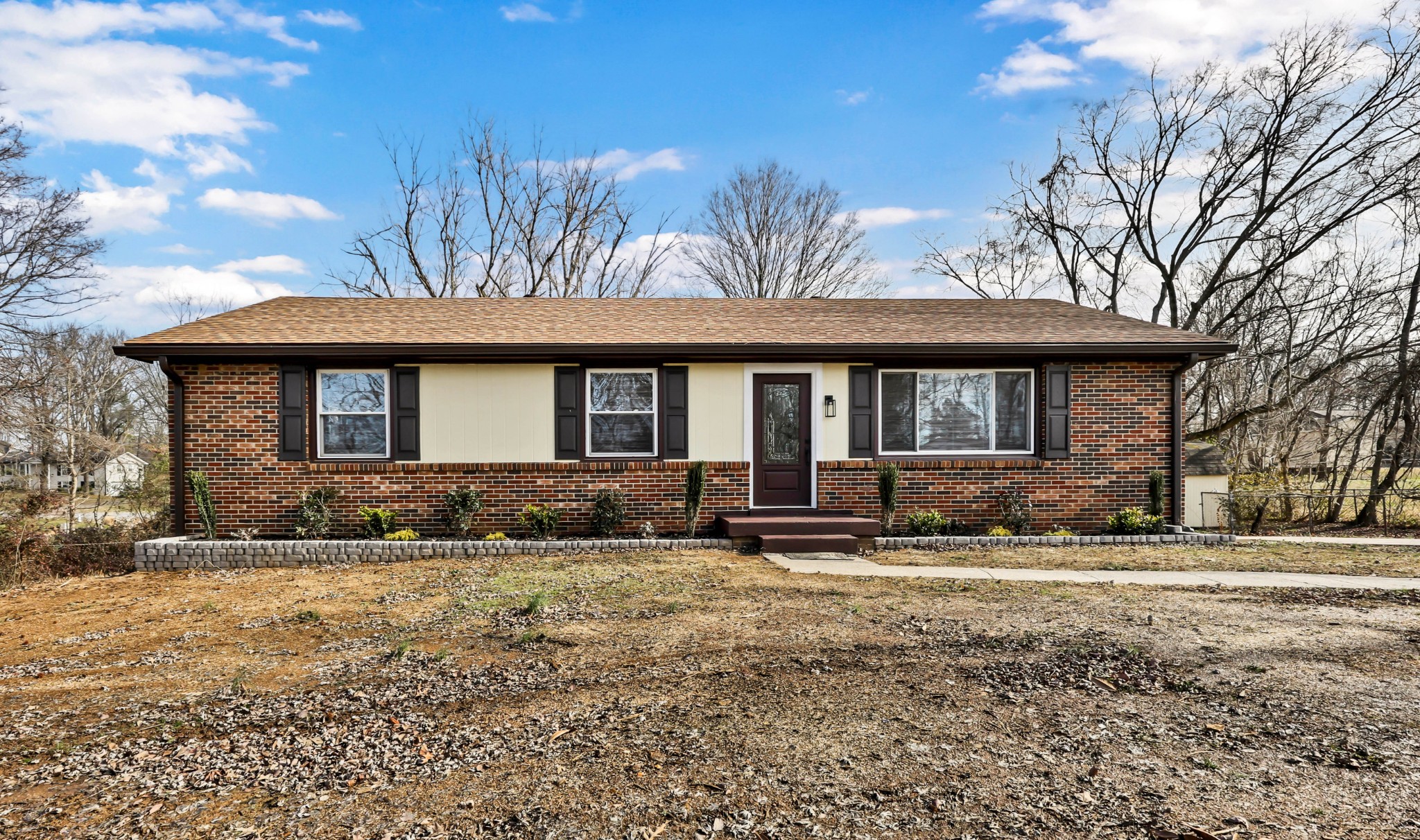 139 W Regent Dr