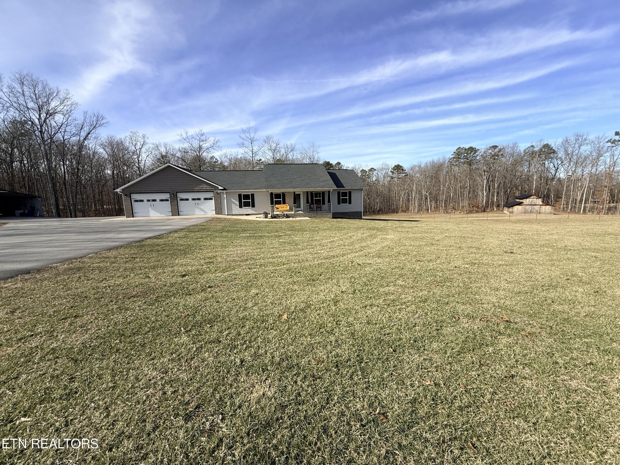 1926 Old Grimsley Rd Property Photo 1