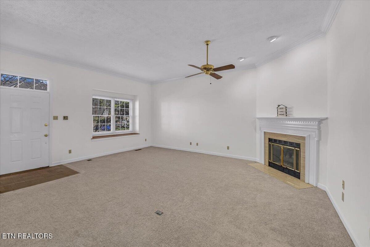905 Glennshire Drive Property Photo 12
