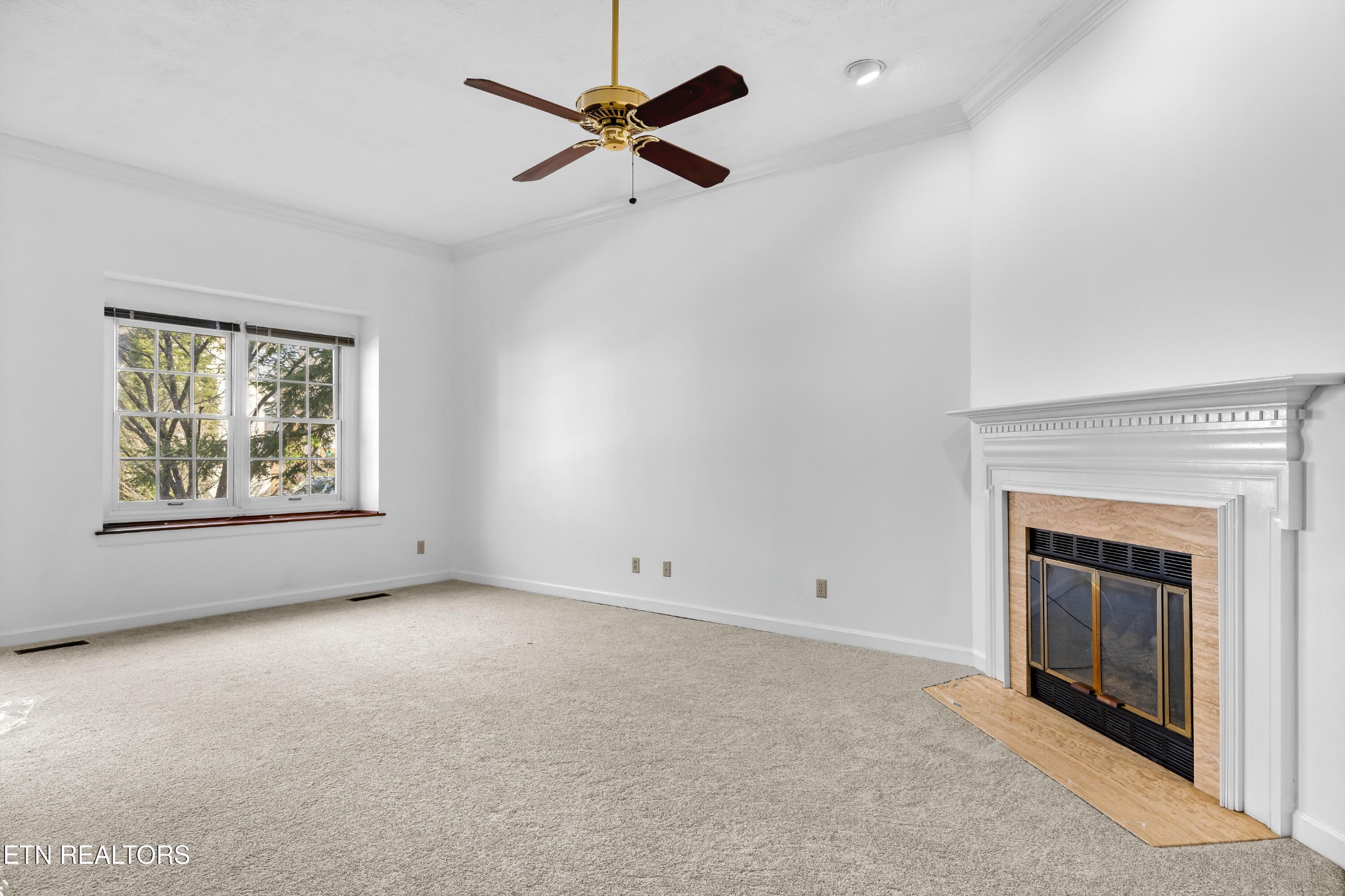 905 Glennshire Drive Property Photo 16