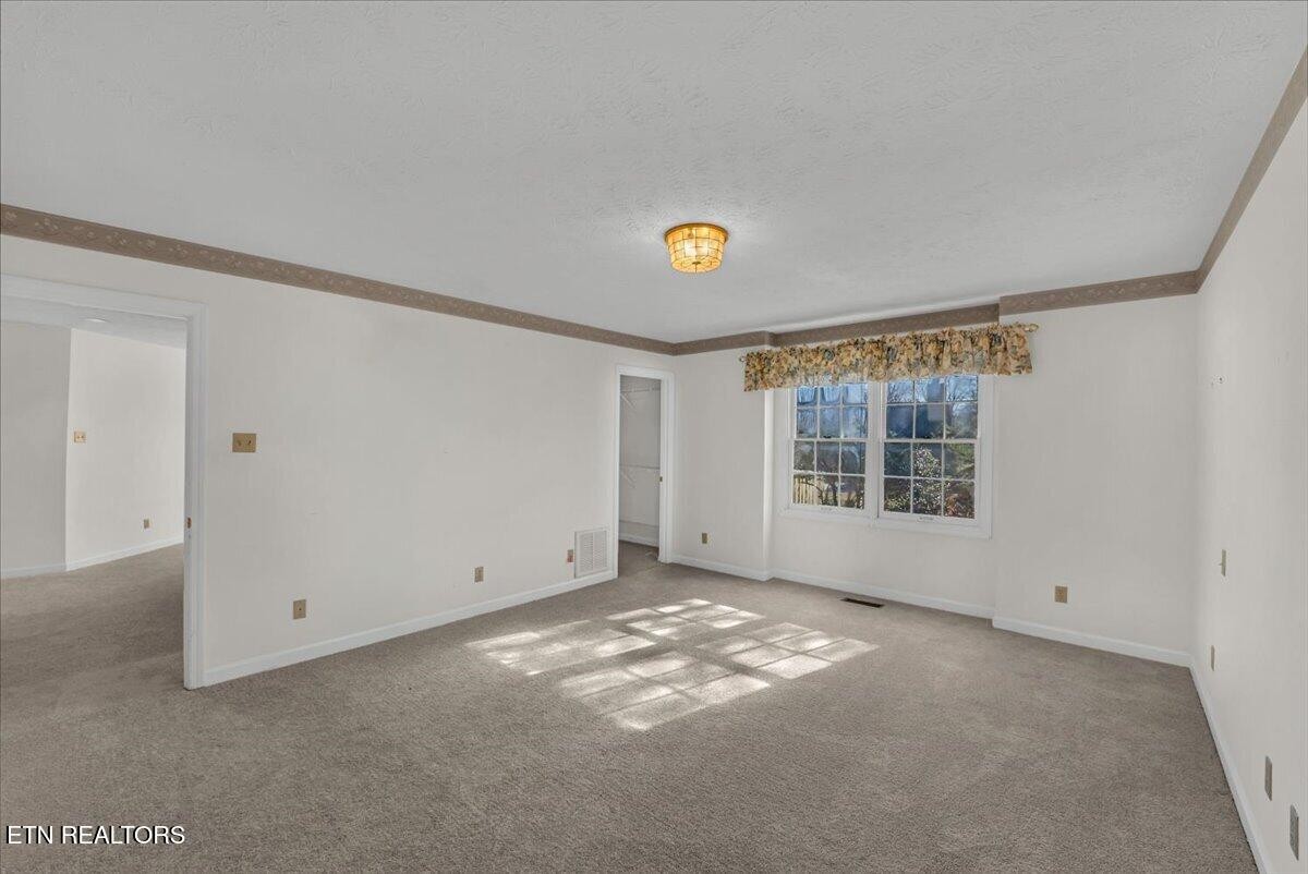 905 Glennshire Drive Property Photo 31