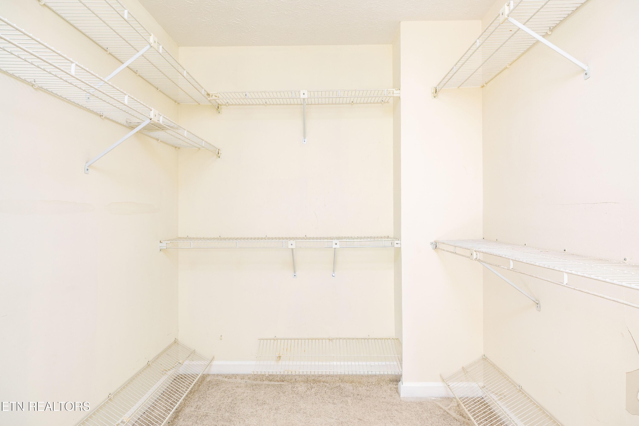 905 Glennshire Drive Property Photo 34