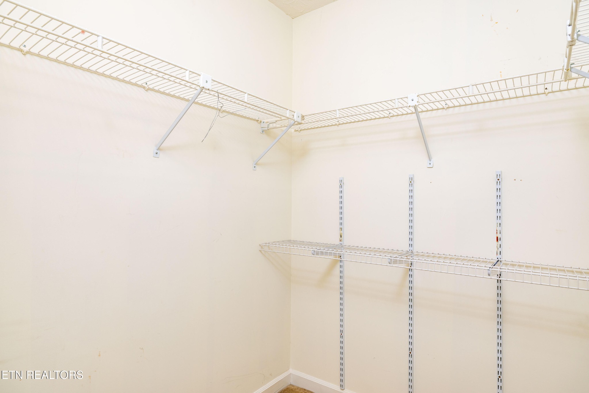 905 Glennshire Drive Property Photo 35