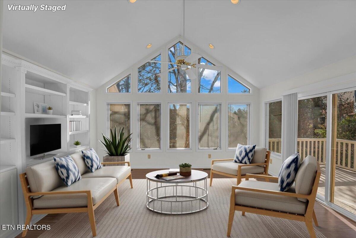 905 Glennshire Drive Property Photo 41