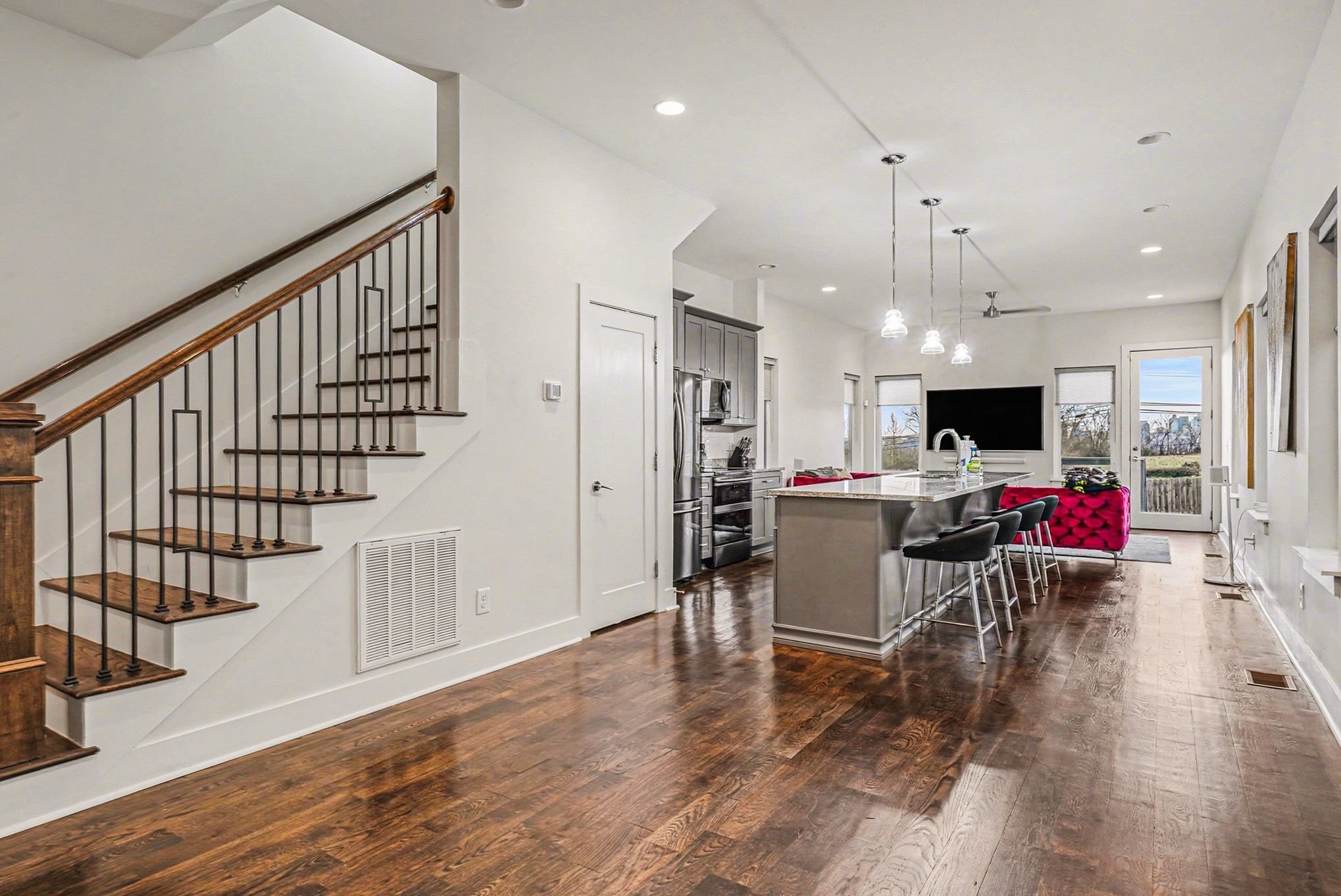 6b Fern Ave Property Photo 9