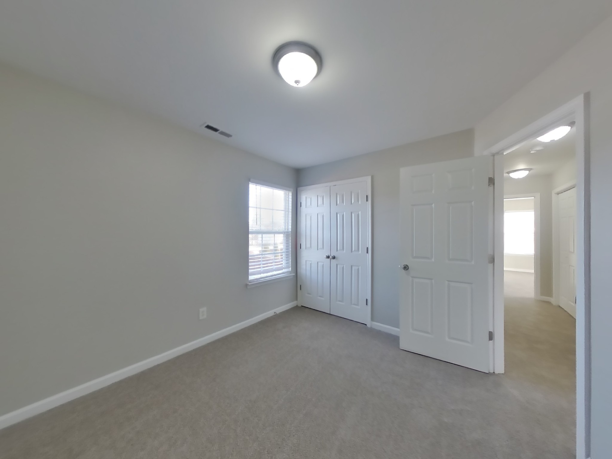 1404 Weston Ln Property Photo 11