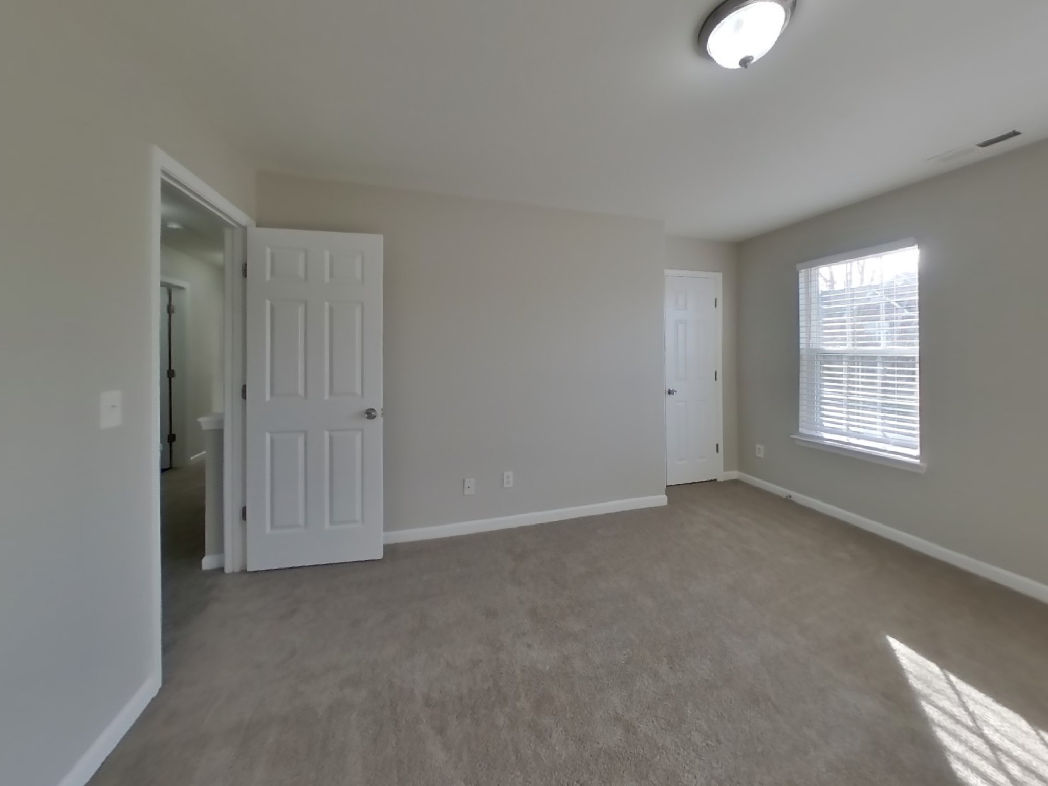 1404 Weston Ln Property Photo 14