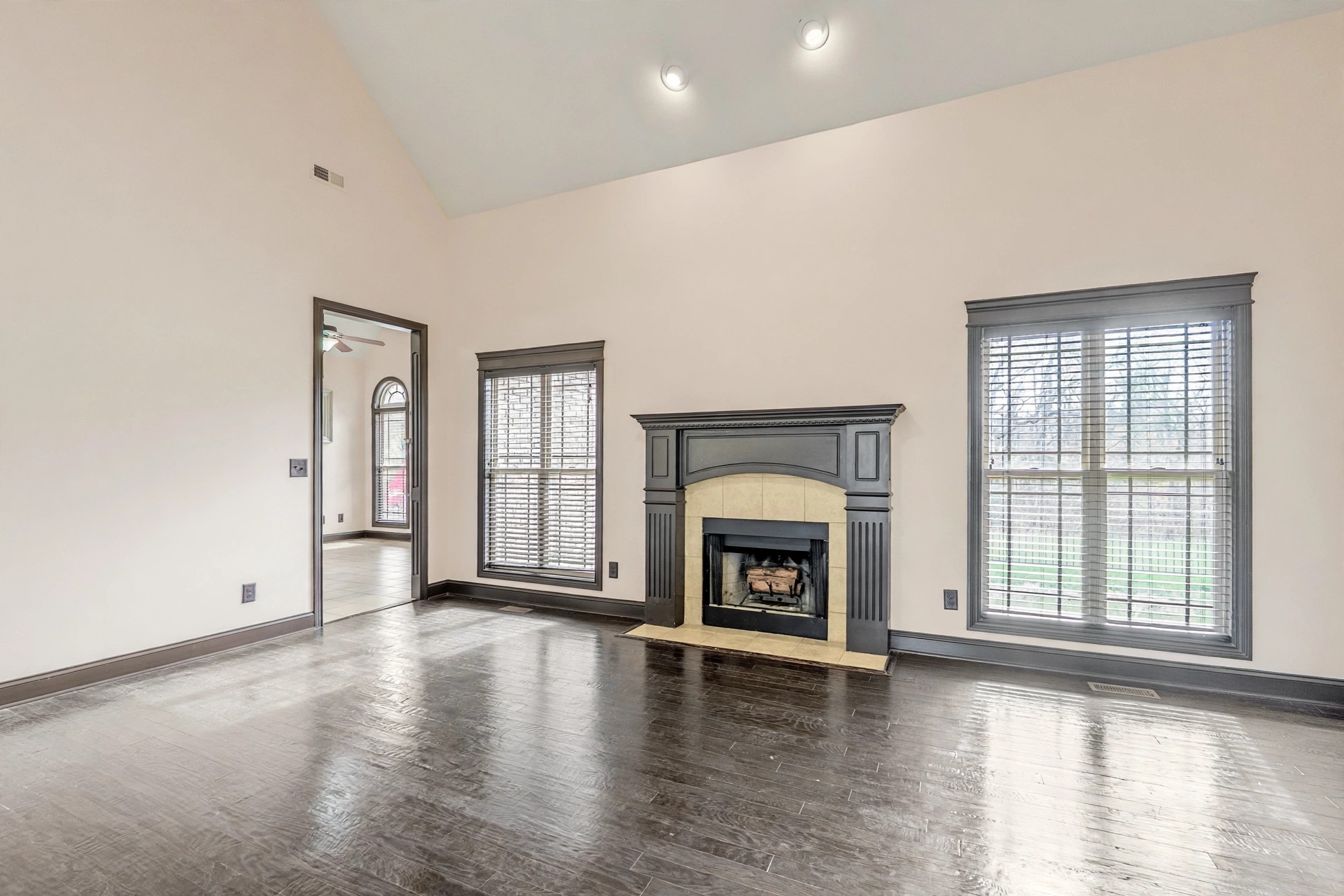 2142 Trieste Trl Property Photo 16