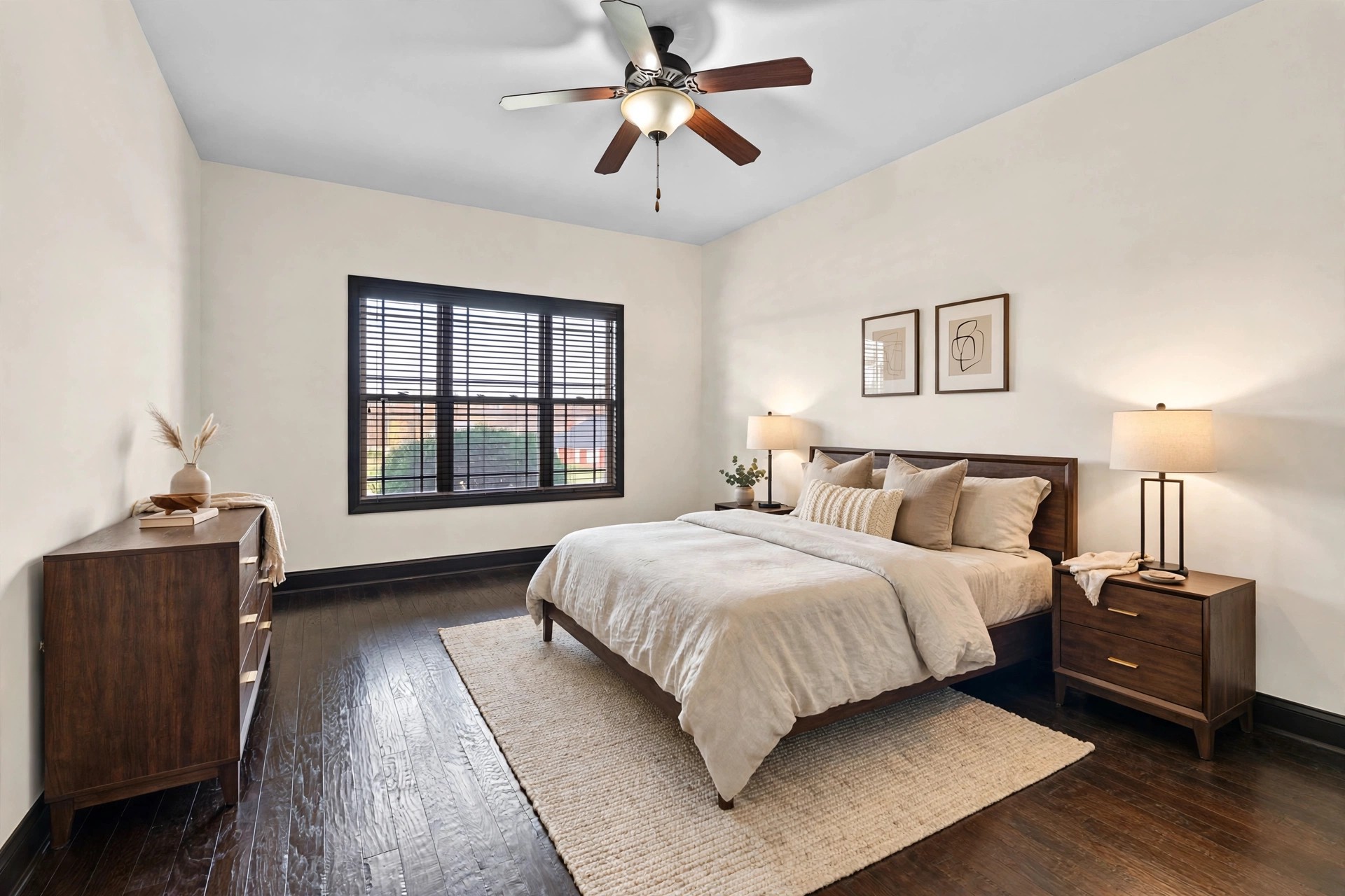 2142 Trieste Trl Property Photo 46
