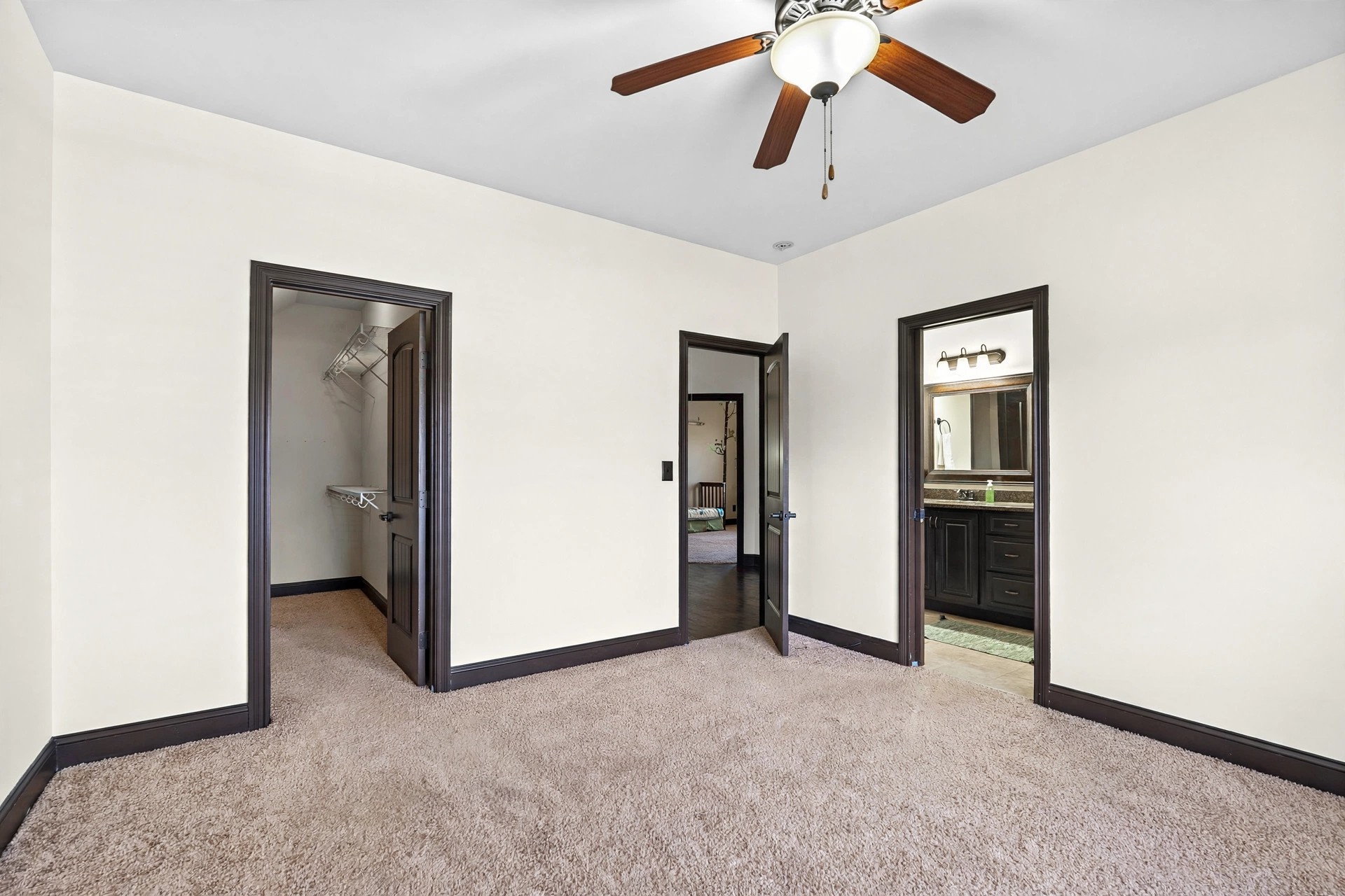 2142 Trieste Trl Property Photo 53