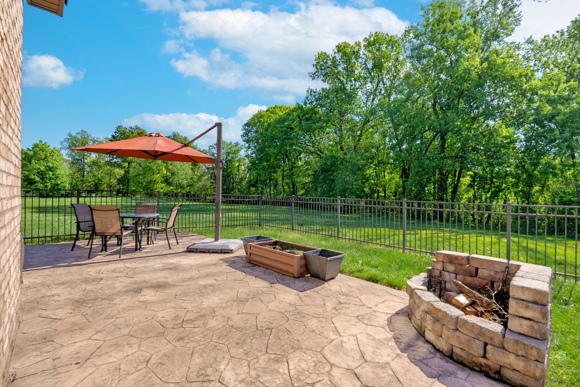 2142 Trieste Trl Property Photo 64