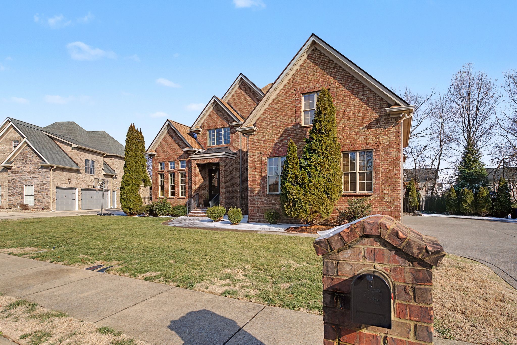 1812 Mosaic Trl Property Photo 3