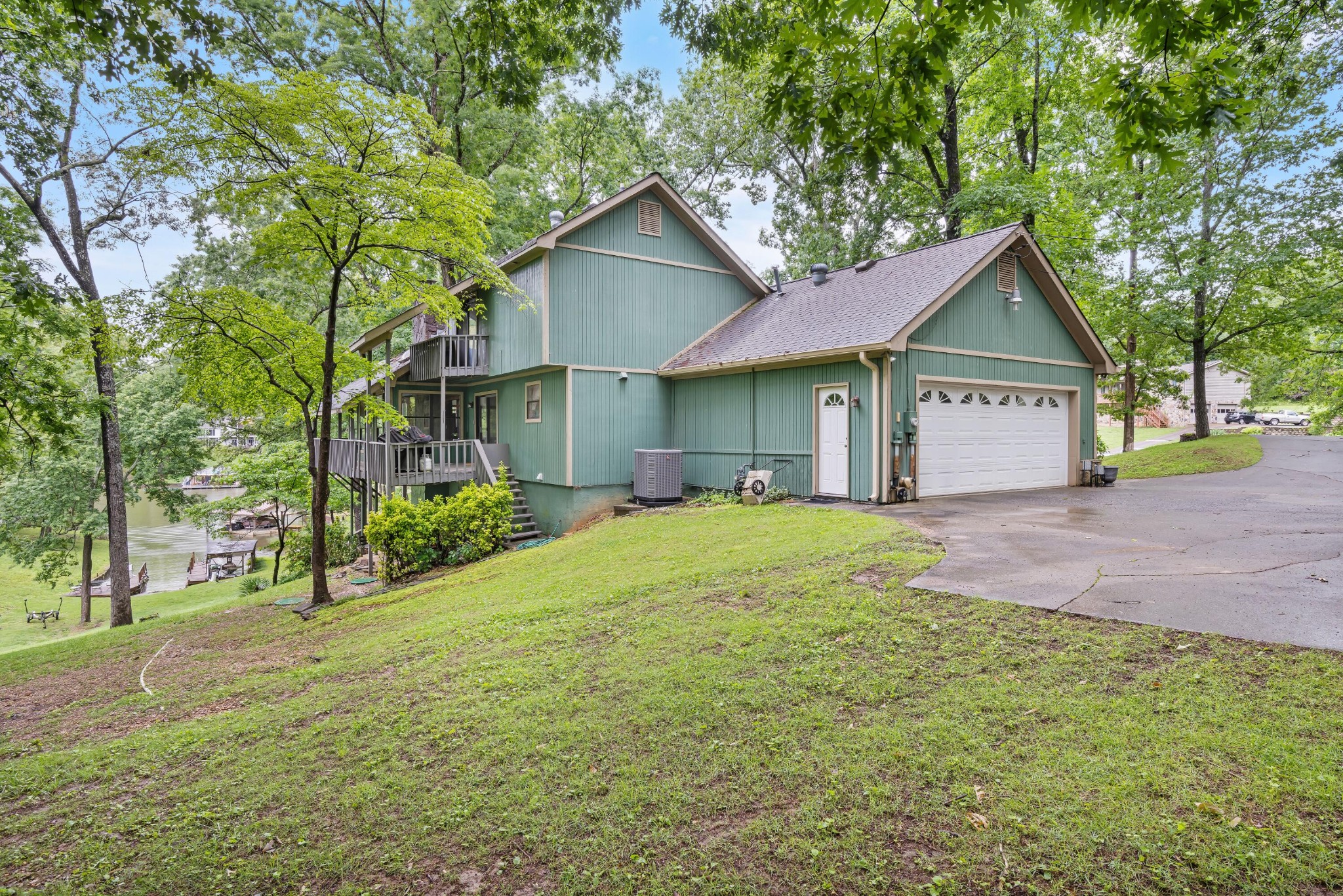 7321 Coastal Drive