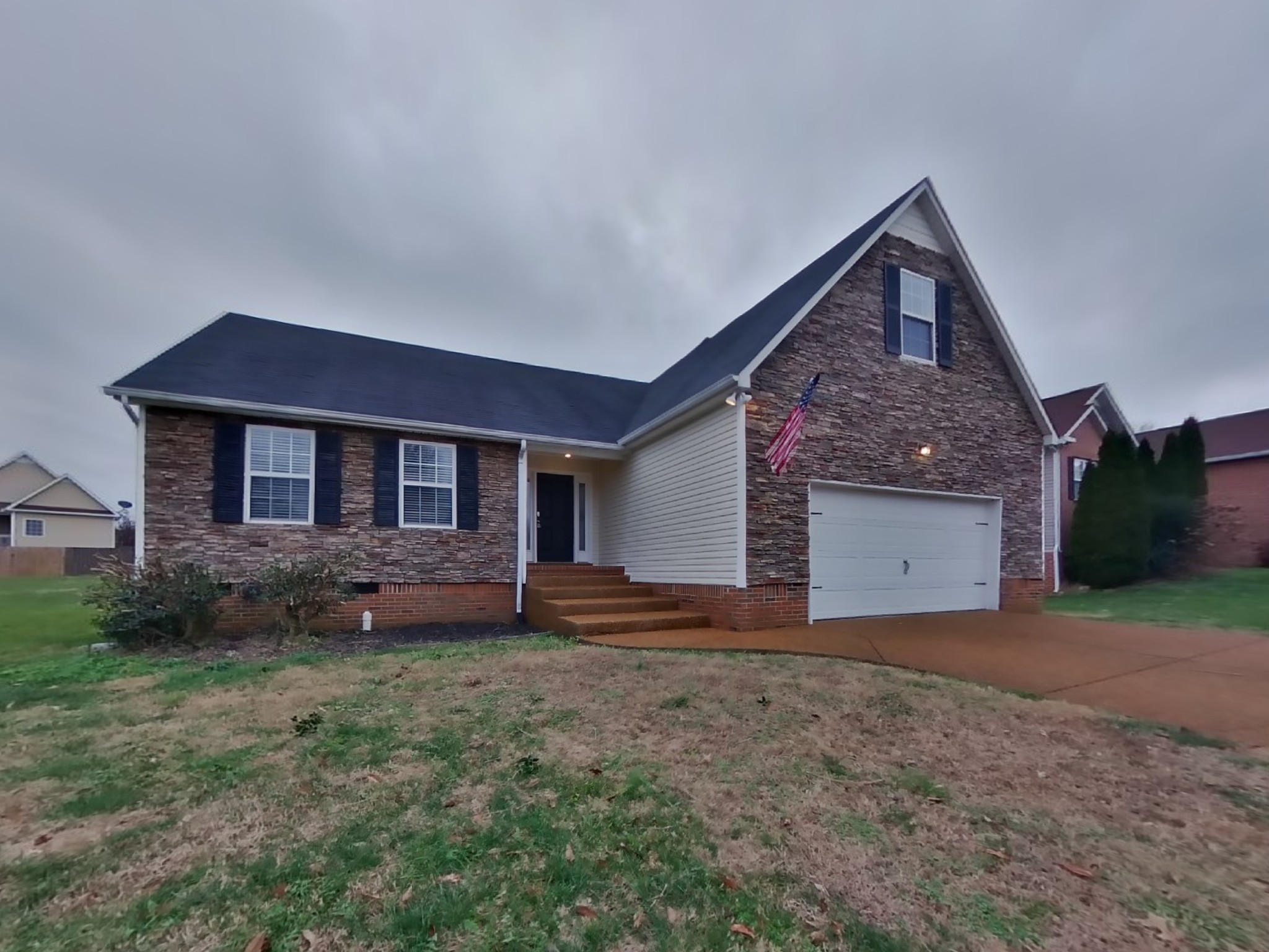 2636 Danbury Cir Property Photo 1