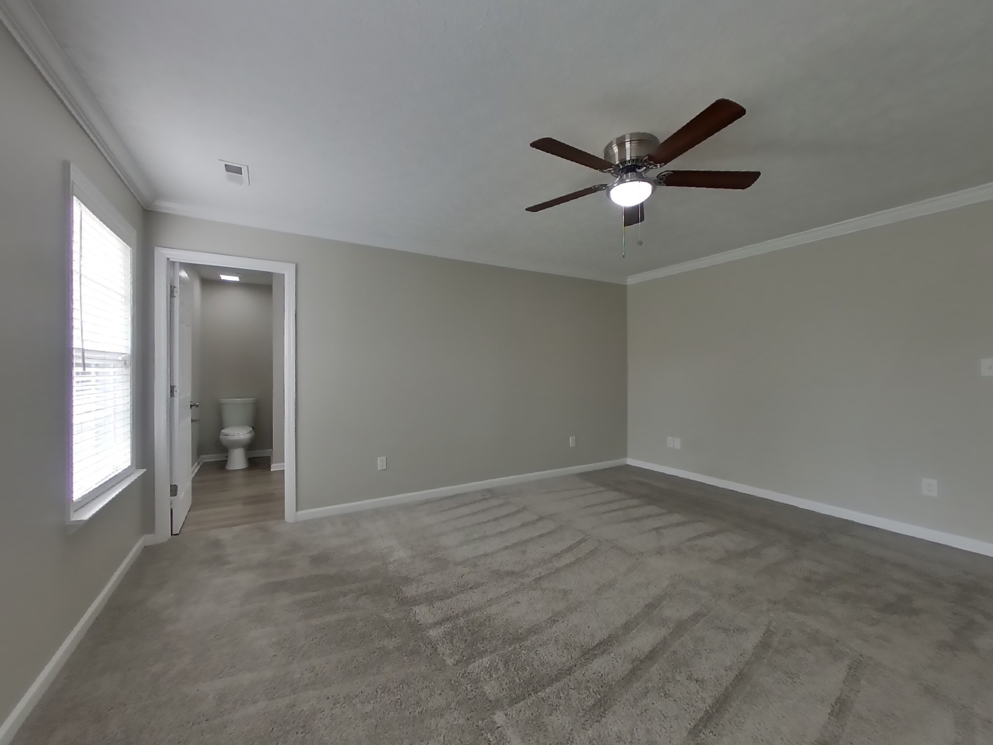 2636 Danbury Cir Property Photo 7