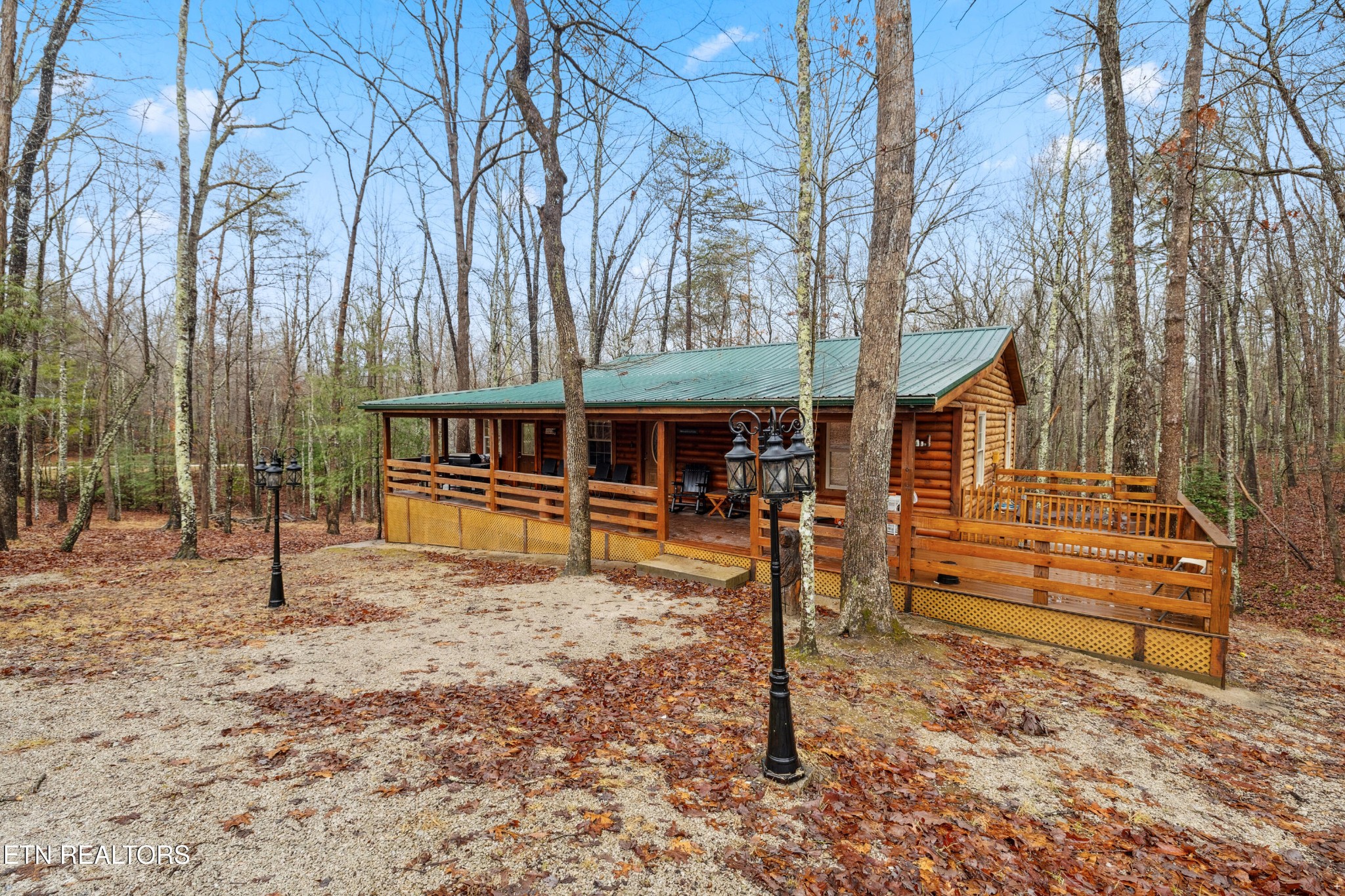 930 Wilderness Tr Property Photo 2
