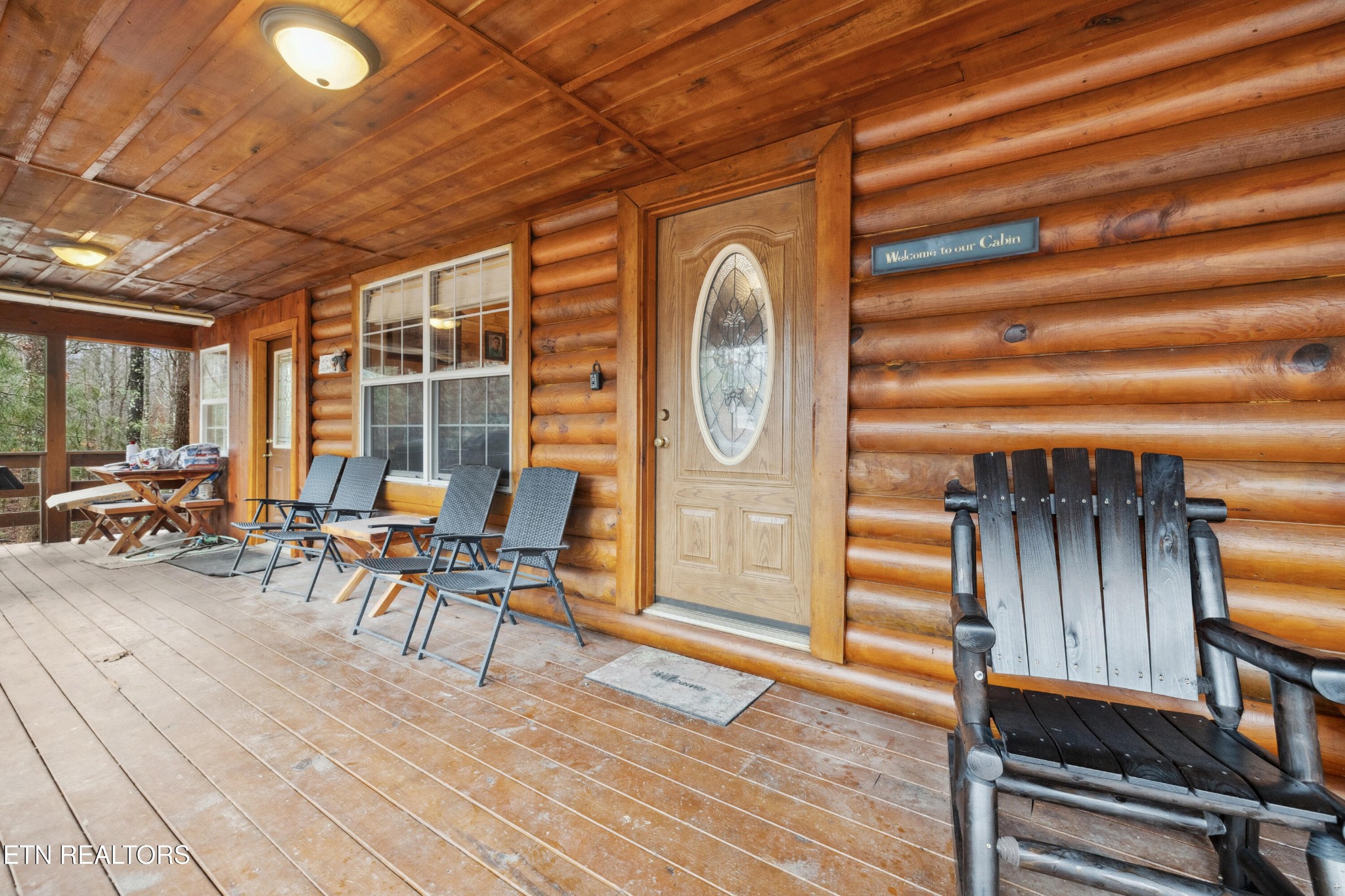 930 Wilderness Tr Property Photo 3