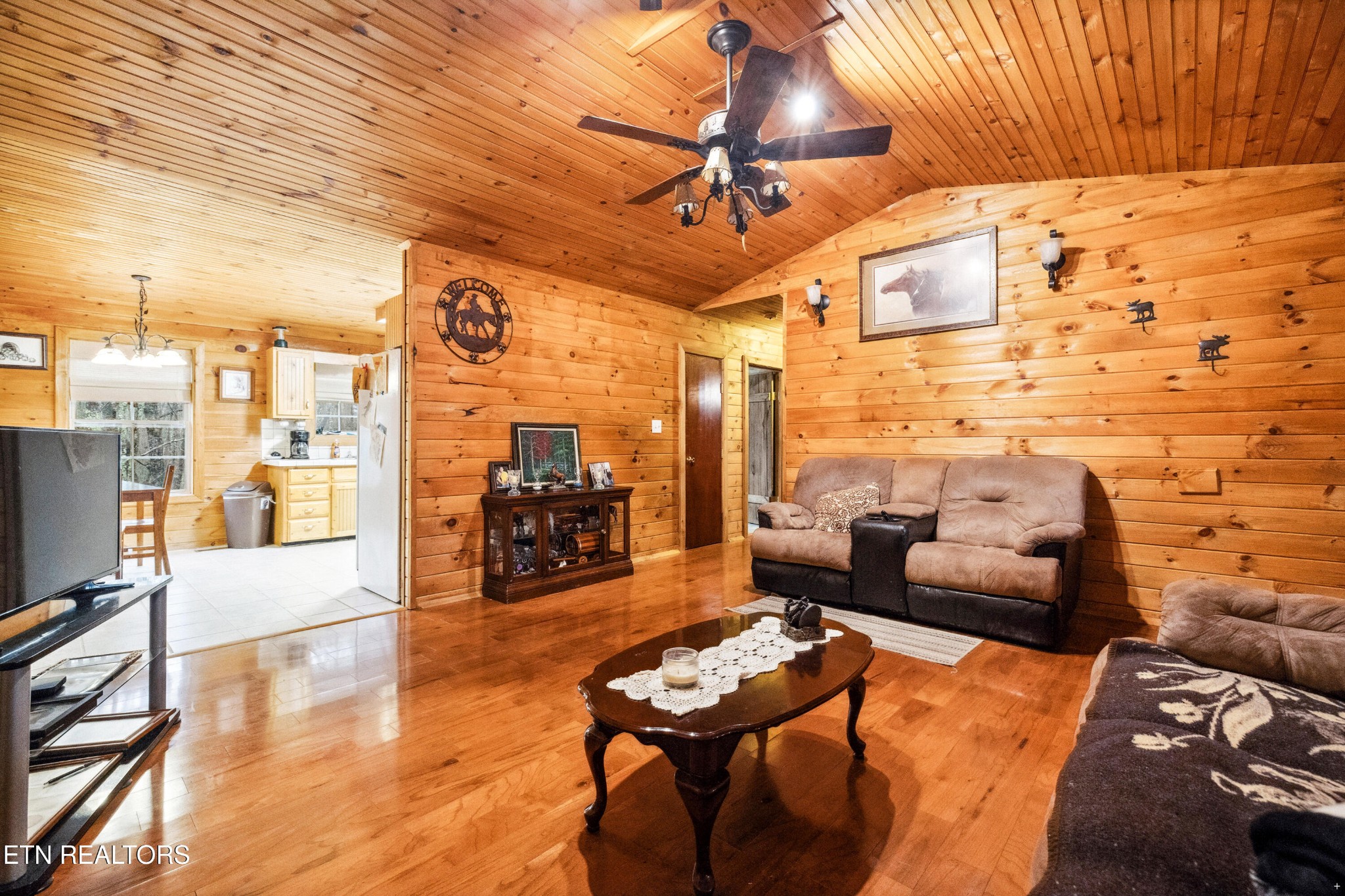 930 Wilderness Tr Property Photo 5
