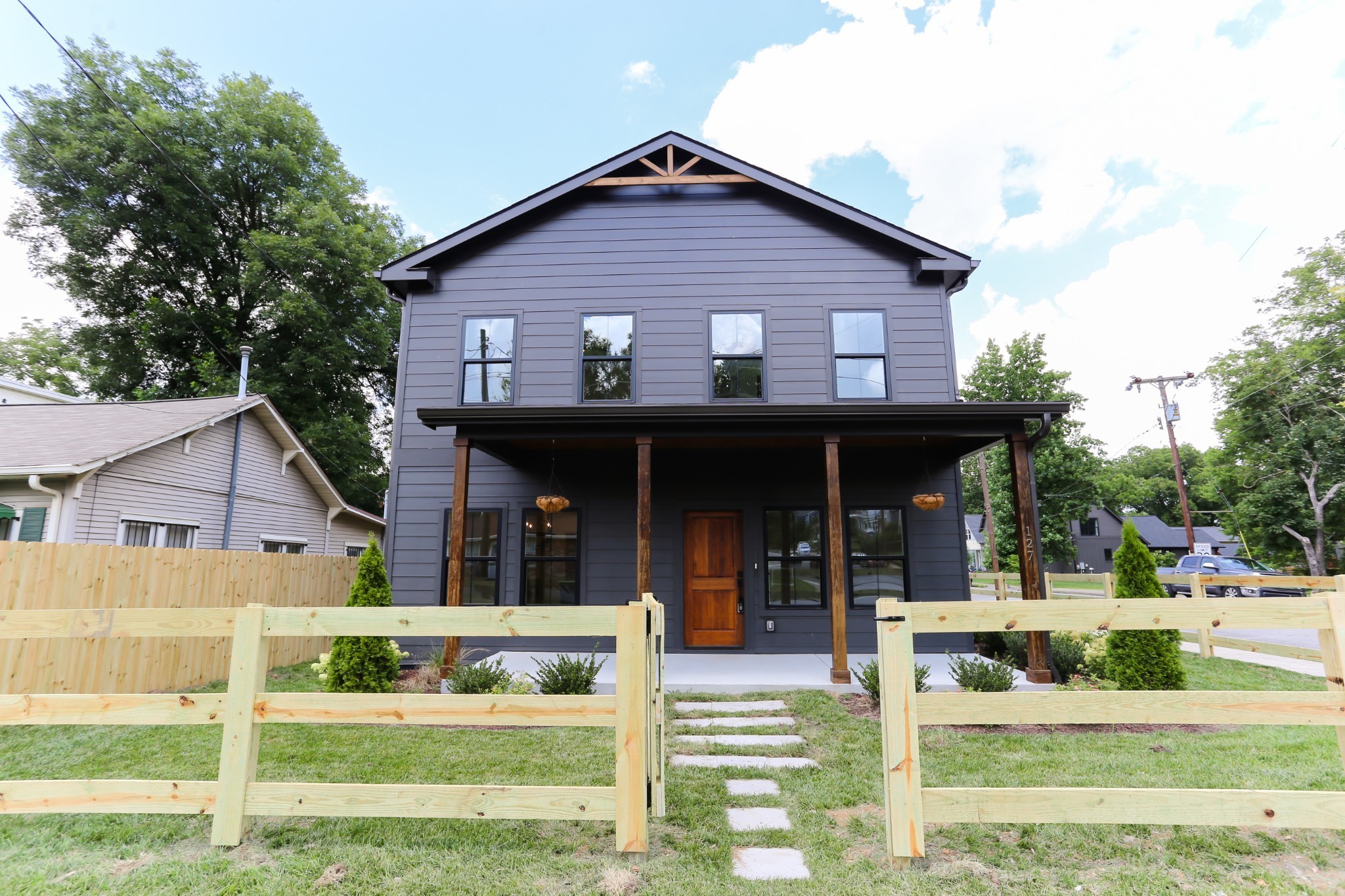 127 Cleveland St Property Photo 1