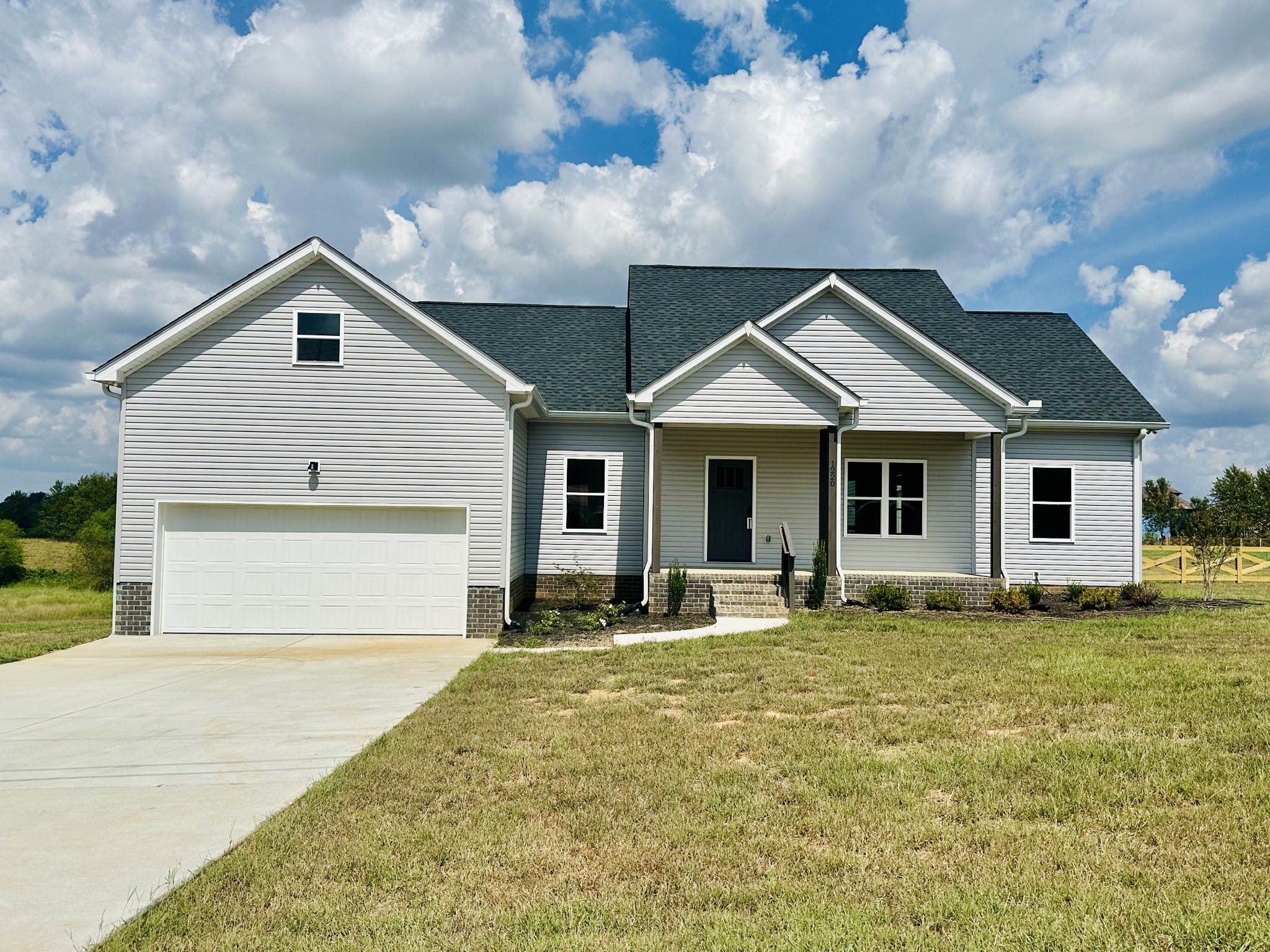 1220 Vickie Ln Property Photo 1