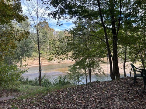 6 Riverbend Rd