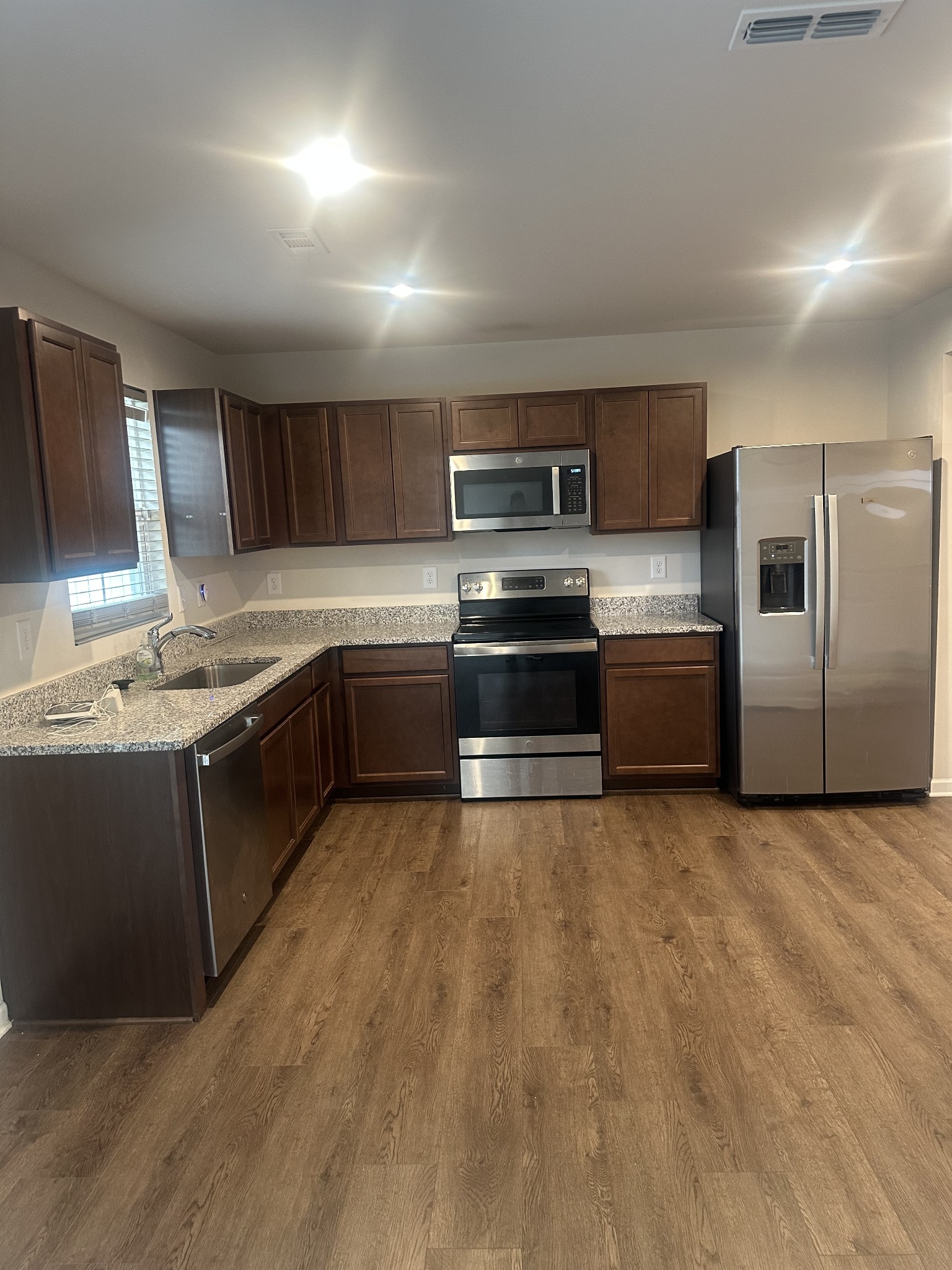 1518 Smoketree Rd Property Photo 35