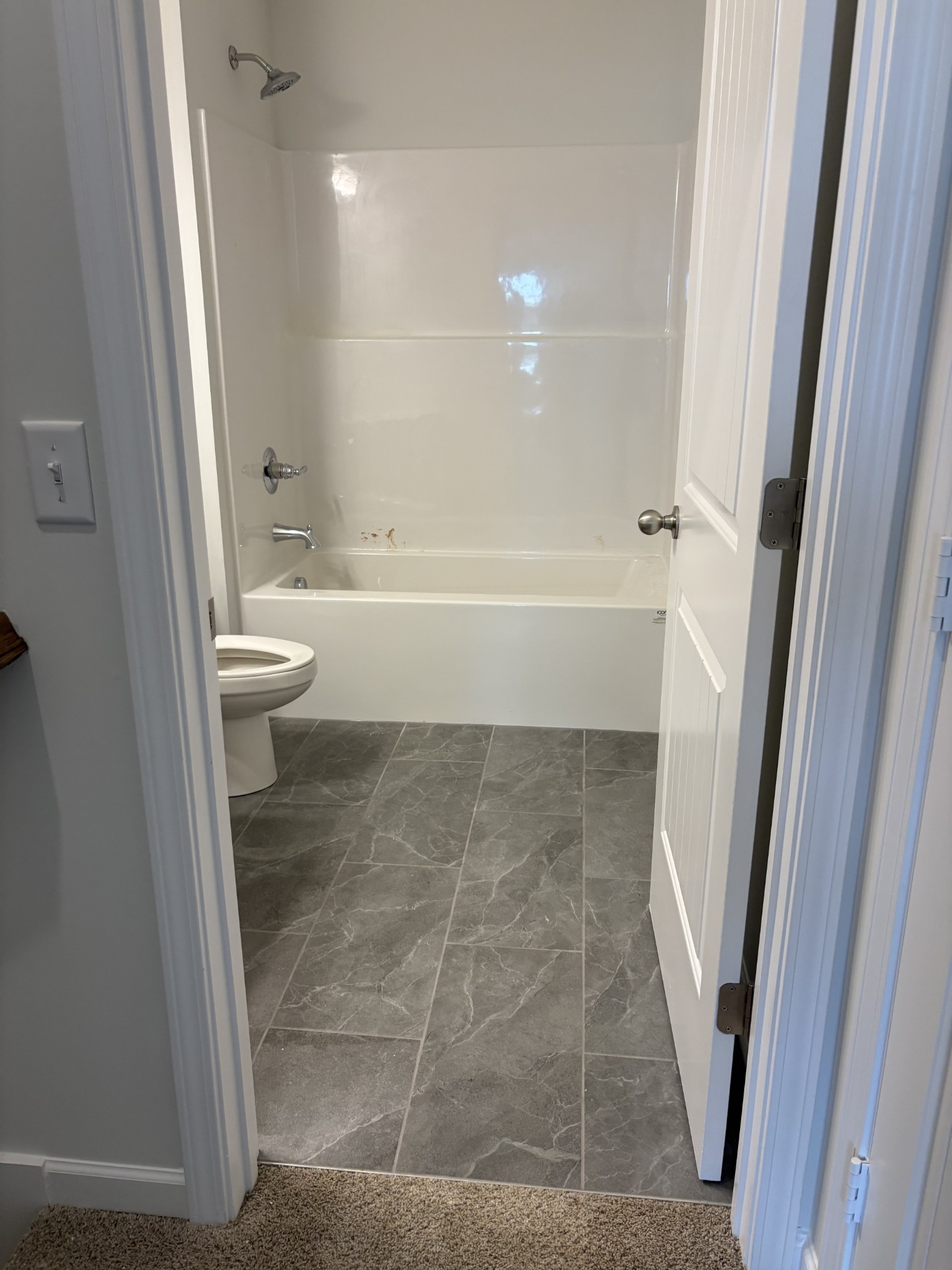 509 Crimper Lane Property Photo 18