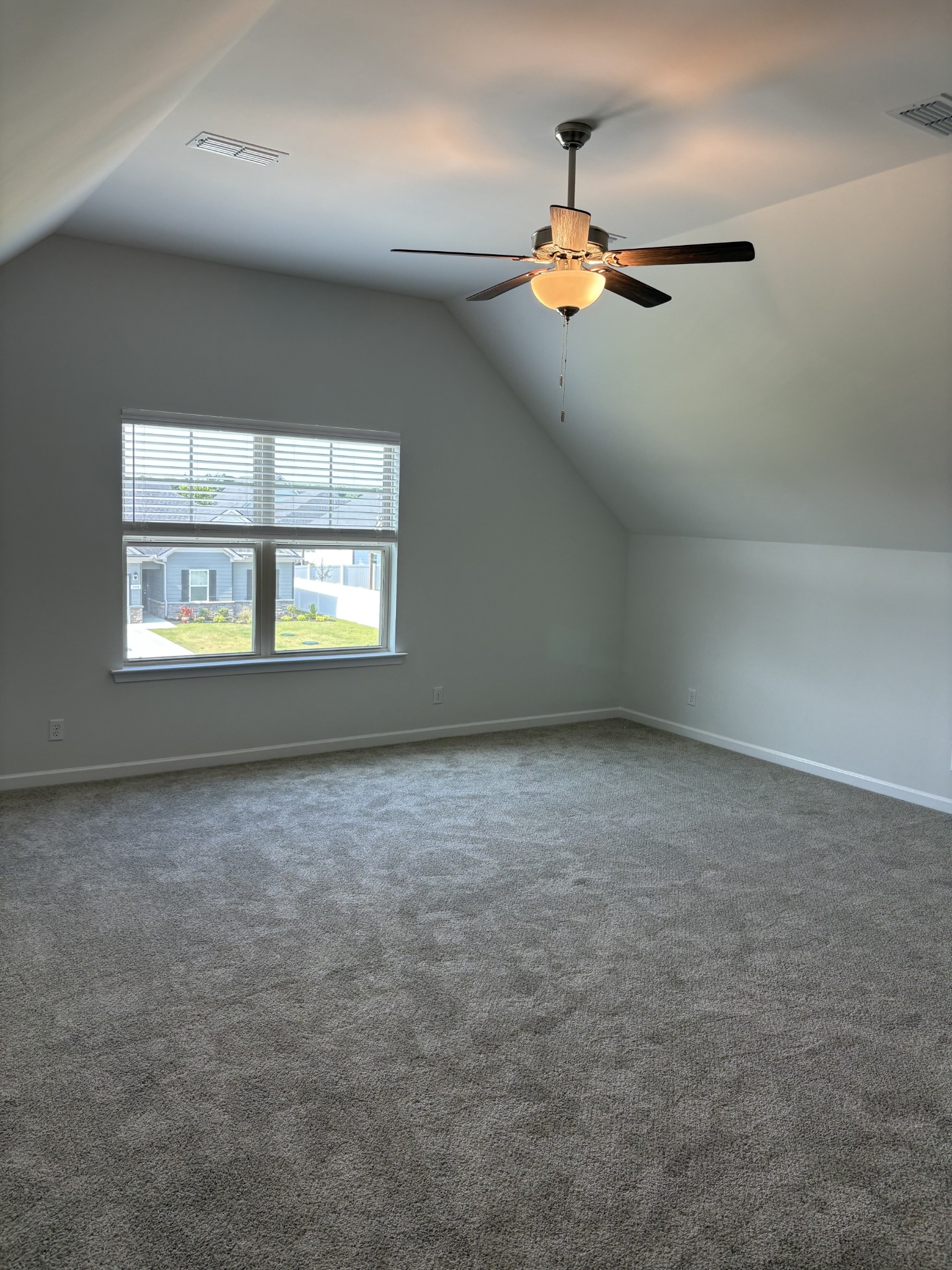 509 Crimper Lane Property Photo 19