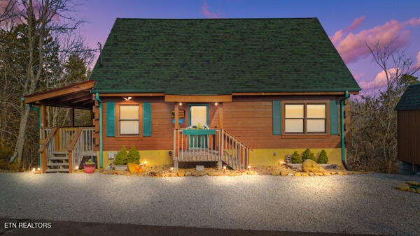 940 Buck Way Property Photo 3