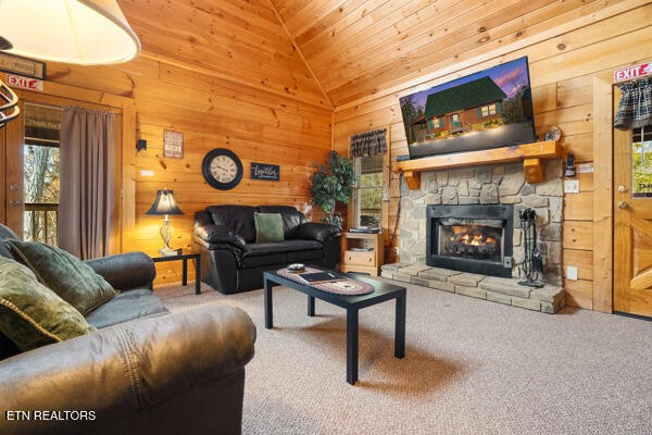940 Buck Way Property Photo 8