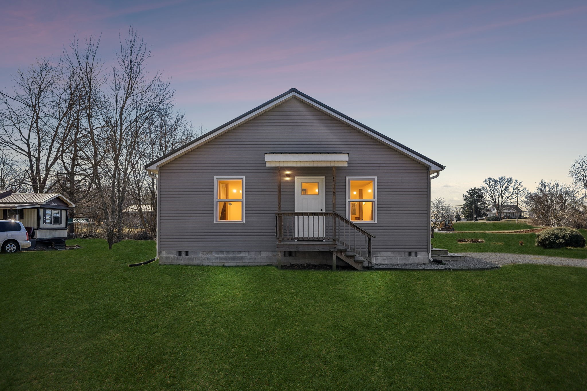 516 Davis St Property Photo 1